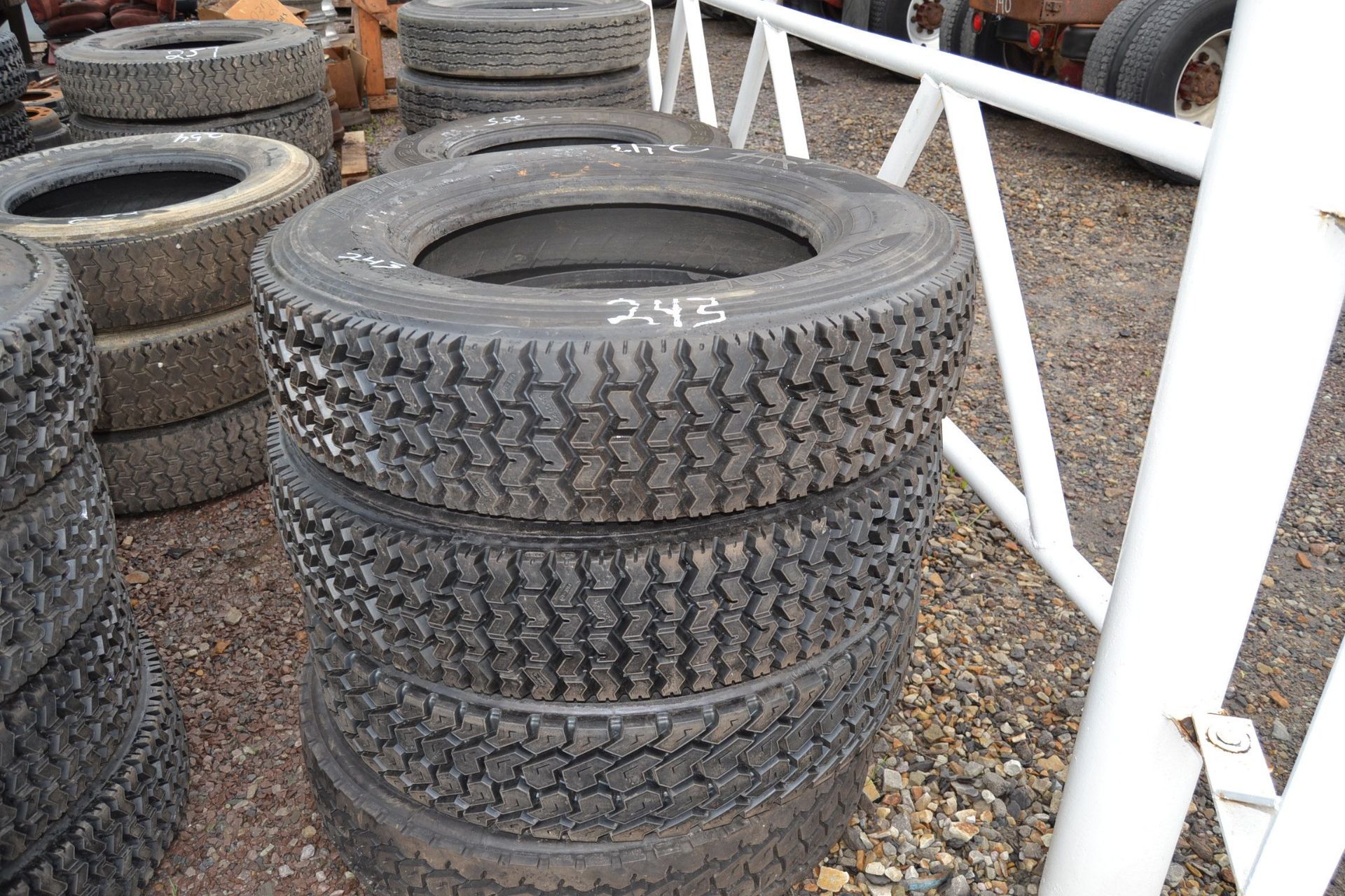 4 NEW 285-75R 24.5 TIRES