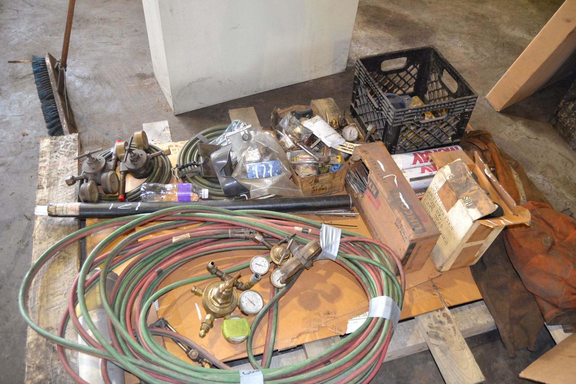 PALLET OF TORCH & WELDING PARTS