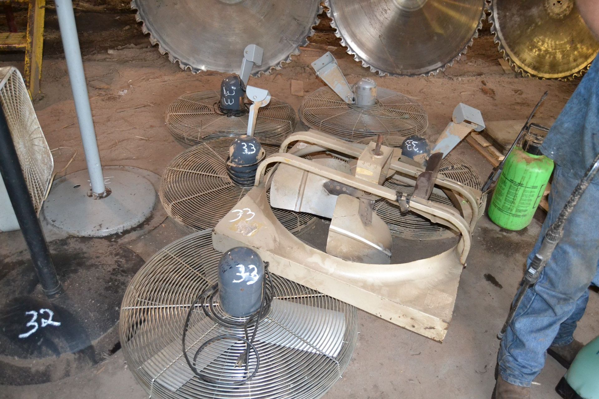 LOT OF WALL MOUNTED FANS