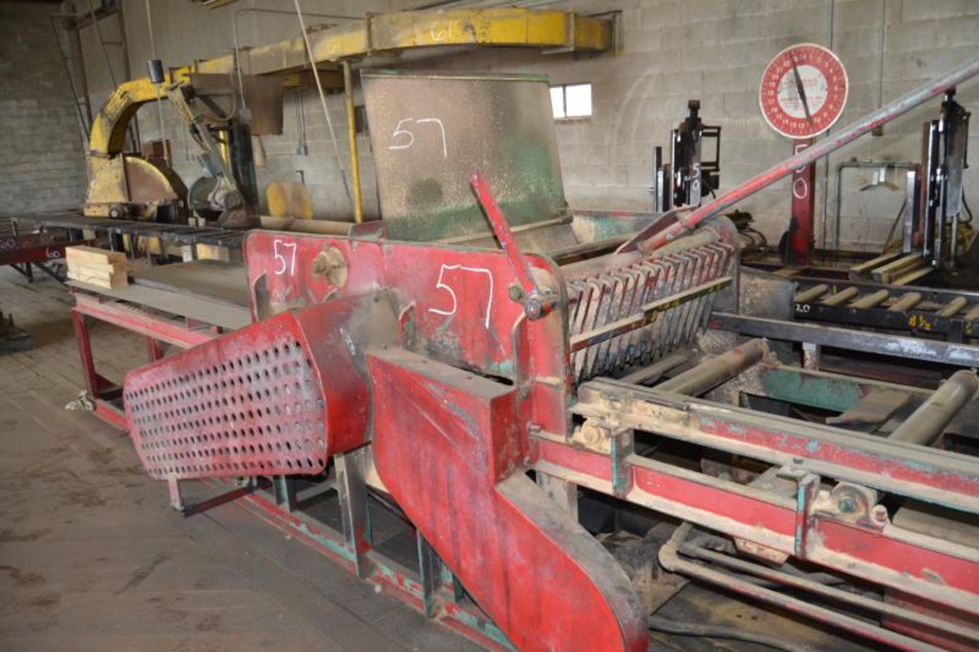 CROSBY 32" 2 SAW EDGER W/2 MOVABLE SAWS; W/INFEED ROLLCASE; W/OUTFEED ;W/50 HP MOTOR SN# 5689K - Image 2 of 4