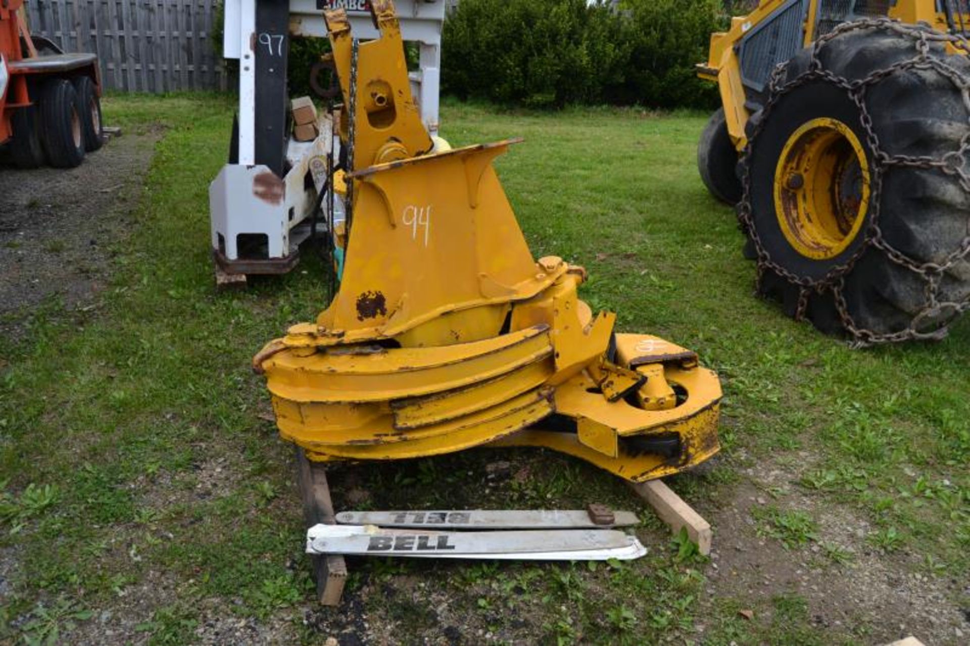 BELL 30" DANGLE HEAD BAR SAW