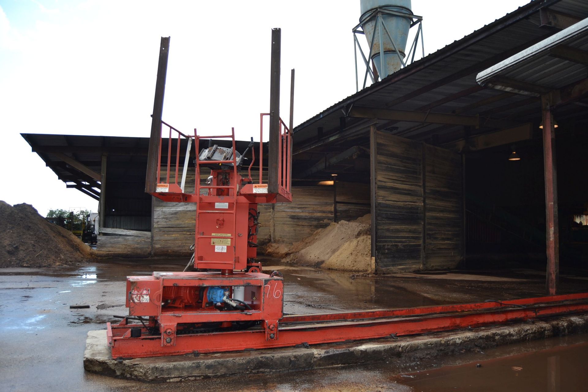 MORBARK STACK TRAC W/ 40' OF TRACKWAY - Image 3 of 3