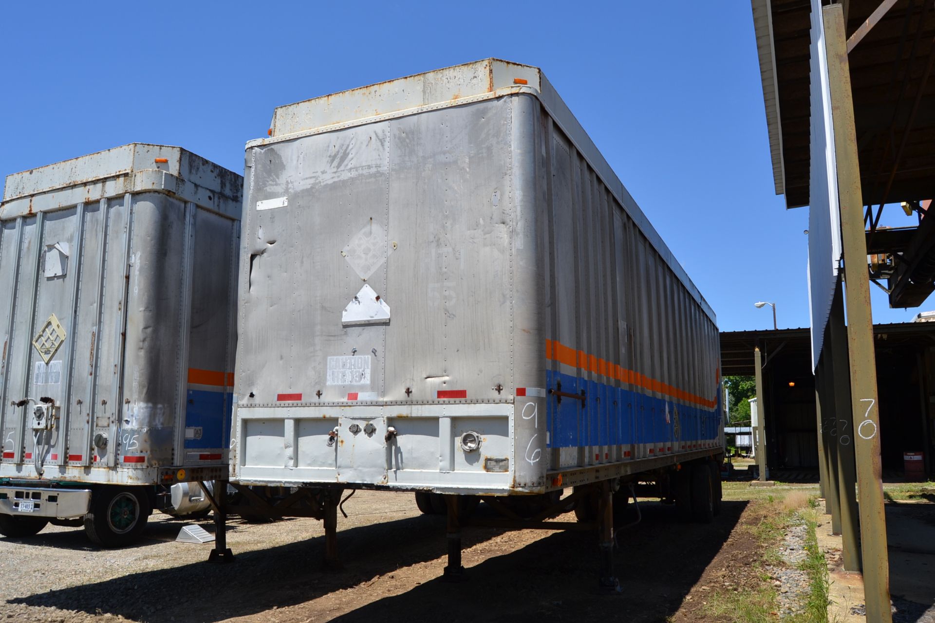 1974 FRUEHAUF 40' OPEN TOP TRAILER SN# SWS2086-44 - Image 2 of 3