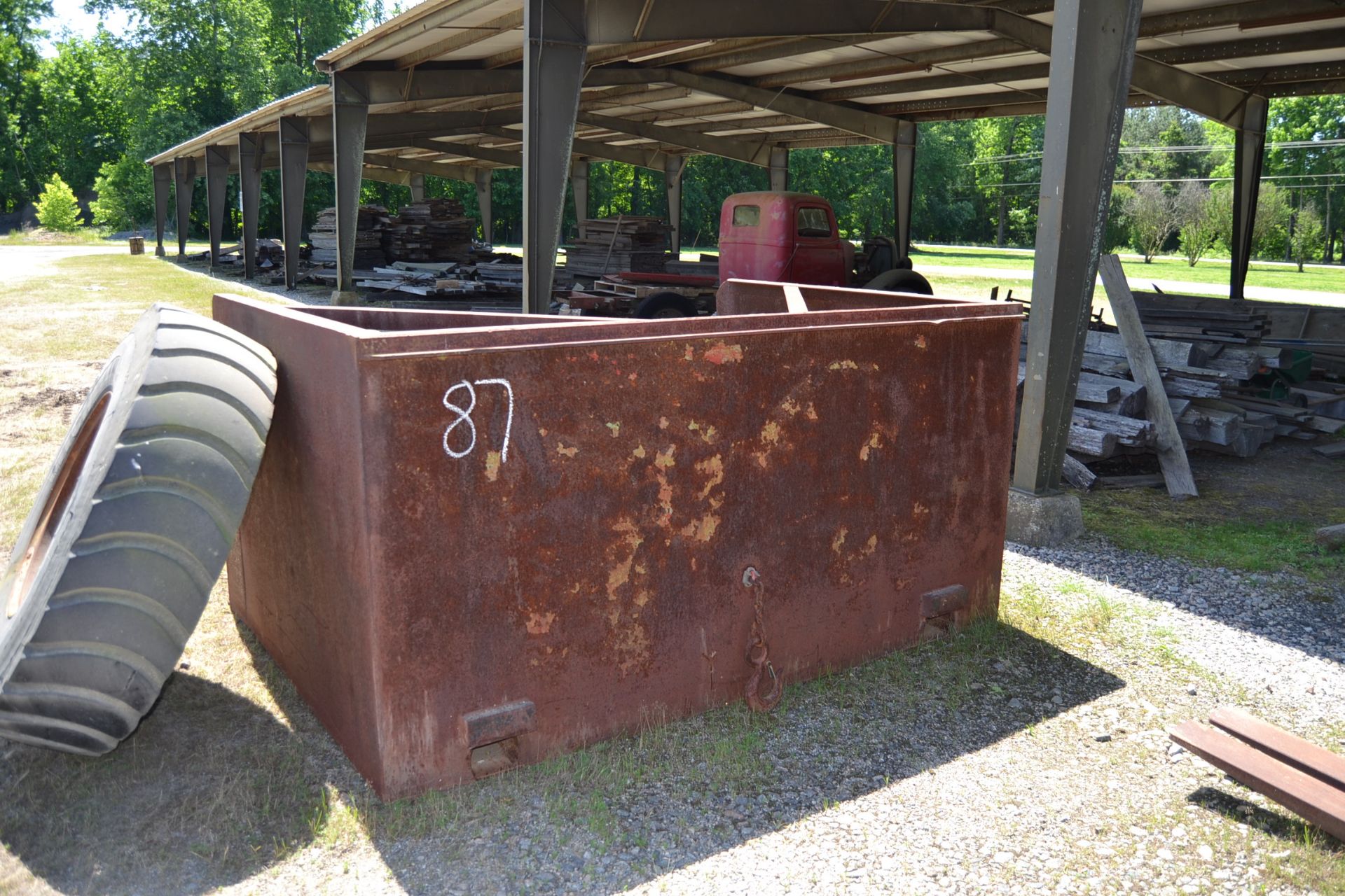 SLIP ON BUCKET FOR LOADER - Image 2 of 2