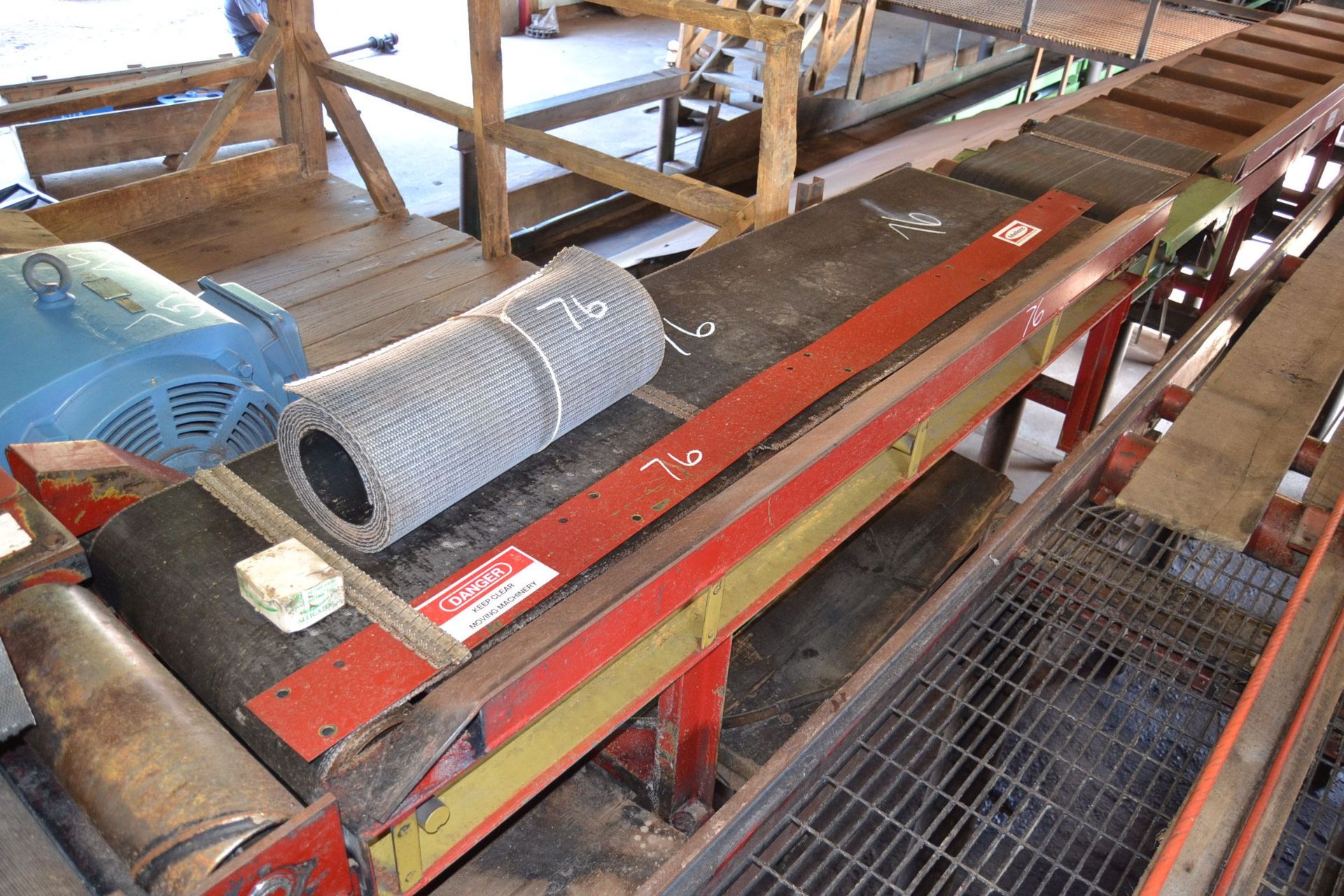 MELLOTT 24"X8' OFFF BEARING BELT W/DRIVE - Image 2 of 3