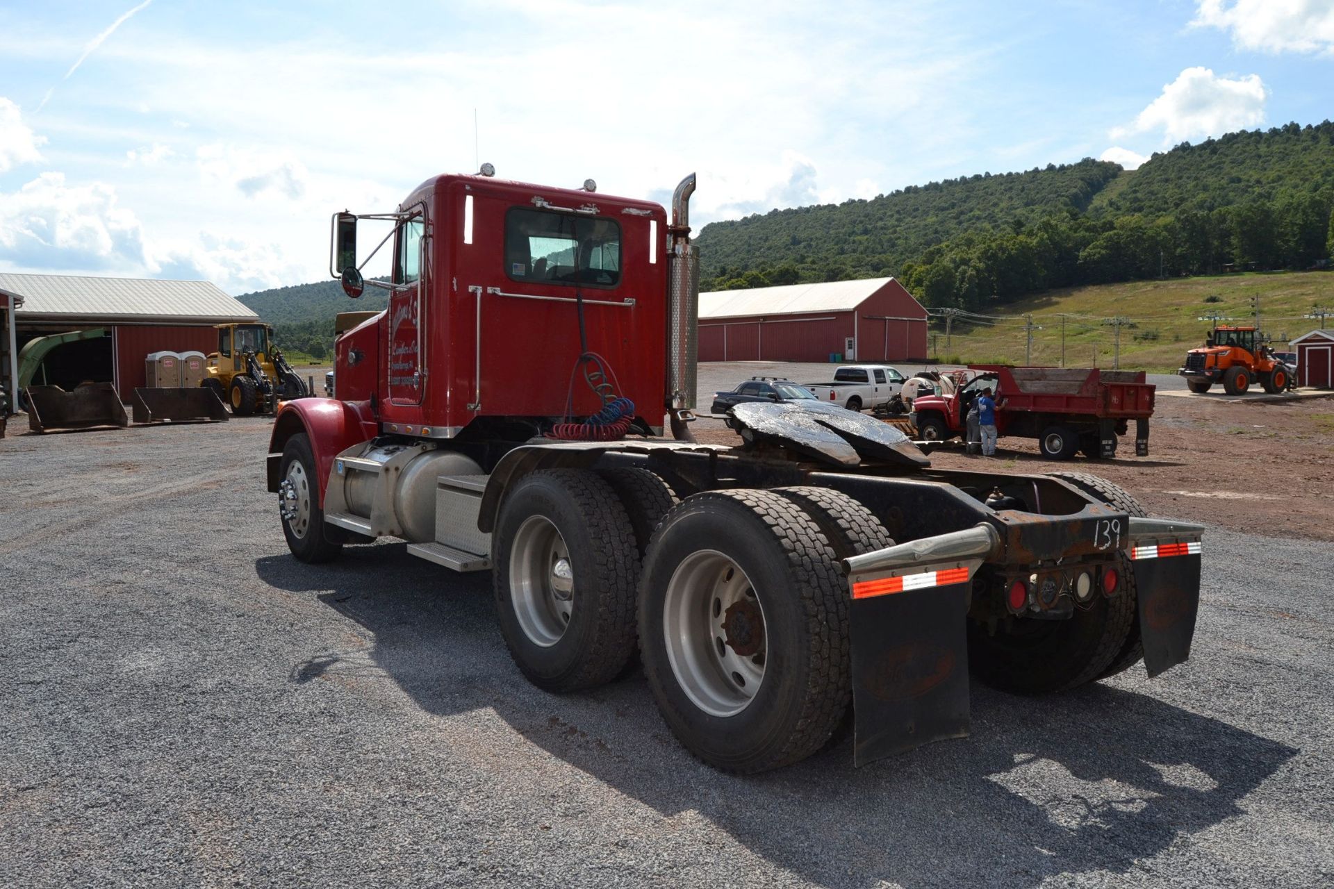 1999 PETERBILT 378 DAY CAB ROAD TRACTOR W/ 60 SERIES DETROIT ENGINE 500 HP W/ 10 SPEED TRANS W/ ALUM - Image 4 of 4