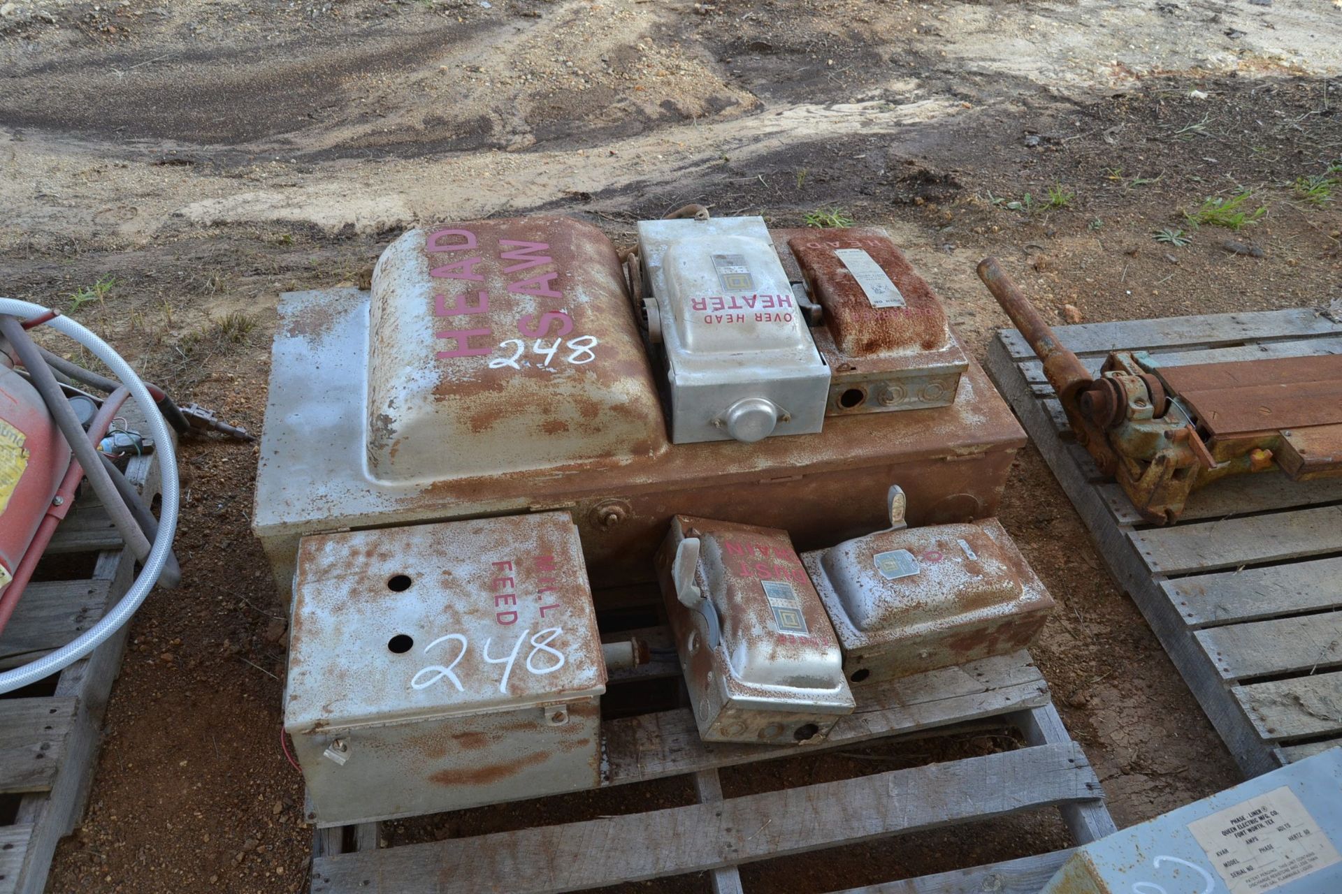 PALLET OF ELECTRICAL