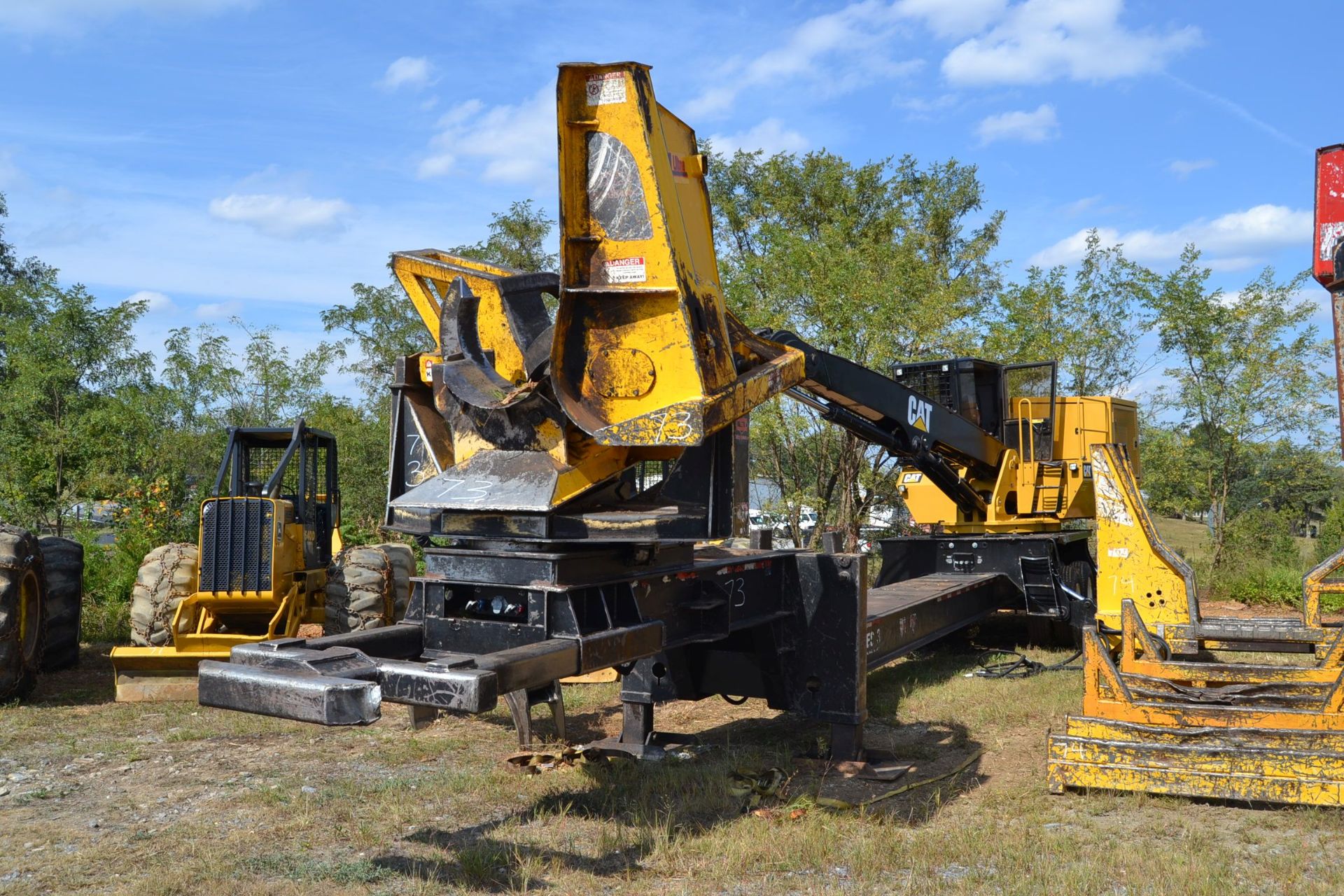 CAT 559C KNUCKLEBOOM LOADER W/ CONT GRAPPLE W/ JOY STICK CONTROLS W/ SAW PACKAGE HOOKUP W/ CSI ULTRA - Image 3 of 3