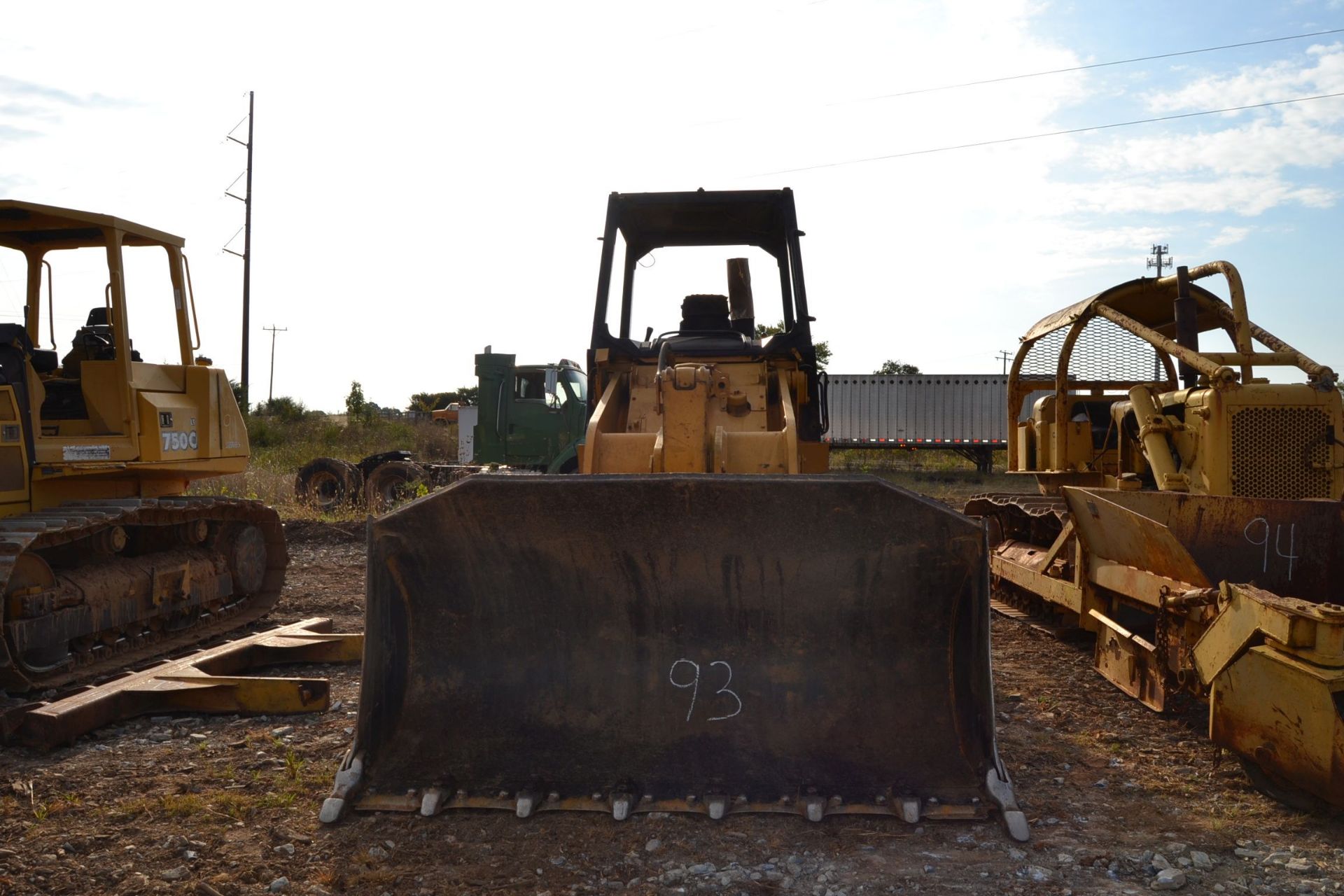 CAT 953C TRACK FRONT END LOADER W/ BUCKET SN#2ZN02326 9,419 HOURS - Image 4 of 6