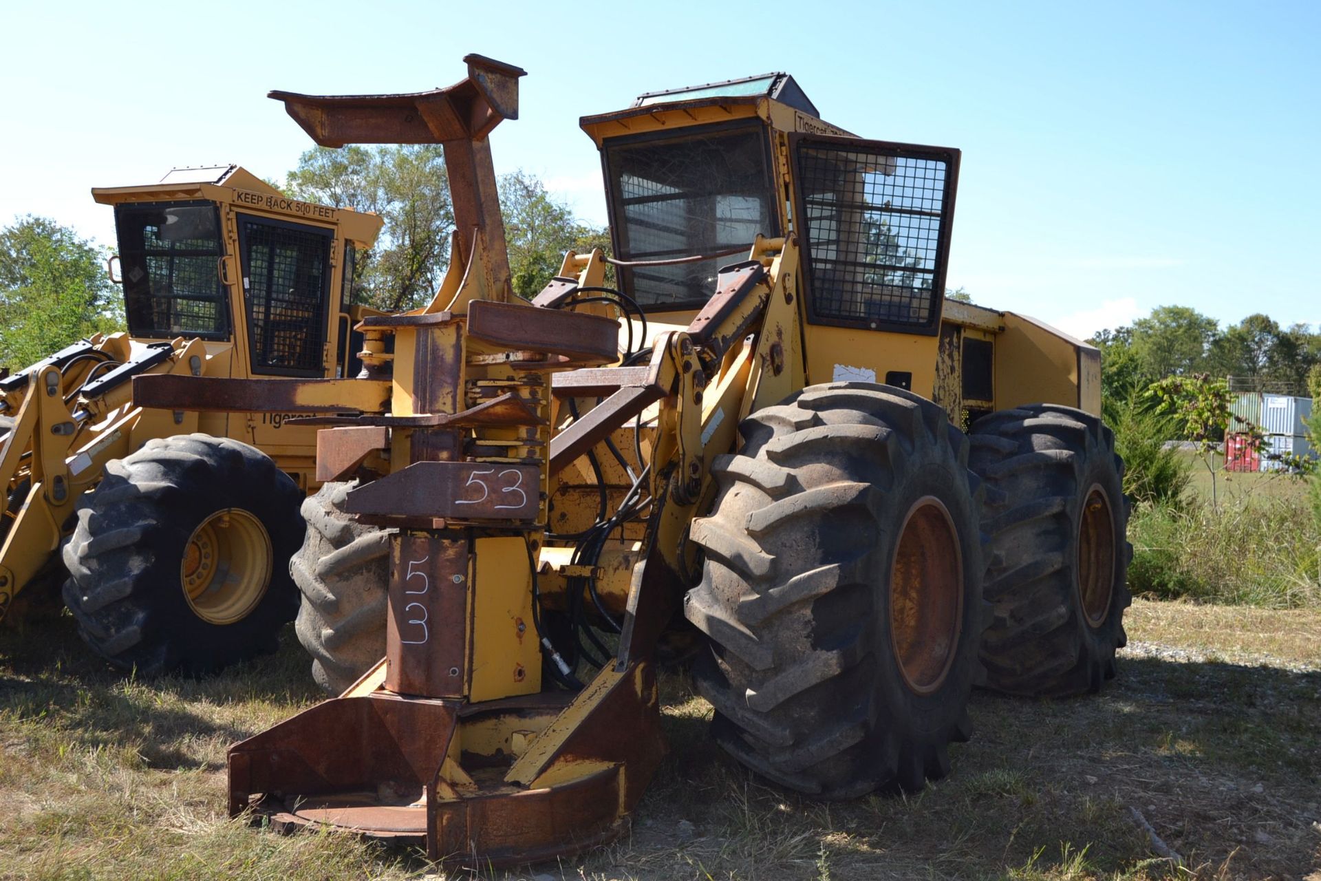 TIGERCAT 726 FELLER BUNCHER W/ KOEHRING SAW HEAD W/ HEAT & AIR CAB W/ 30.5X32 RUB SN#7260704 - Image 2 of 5