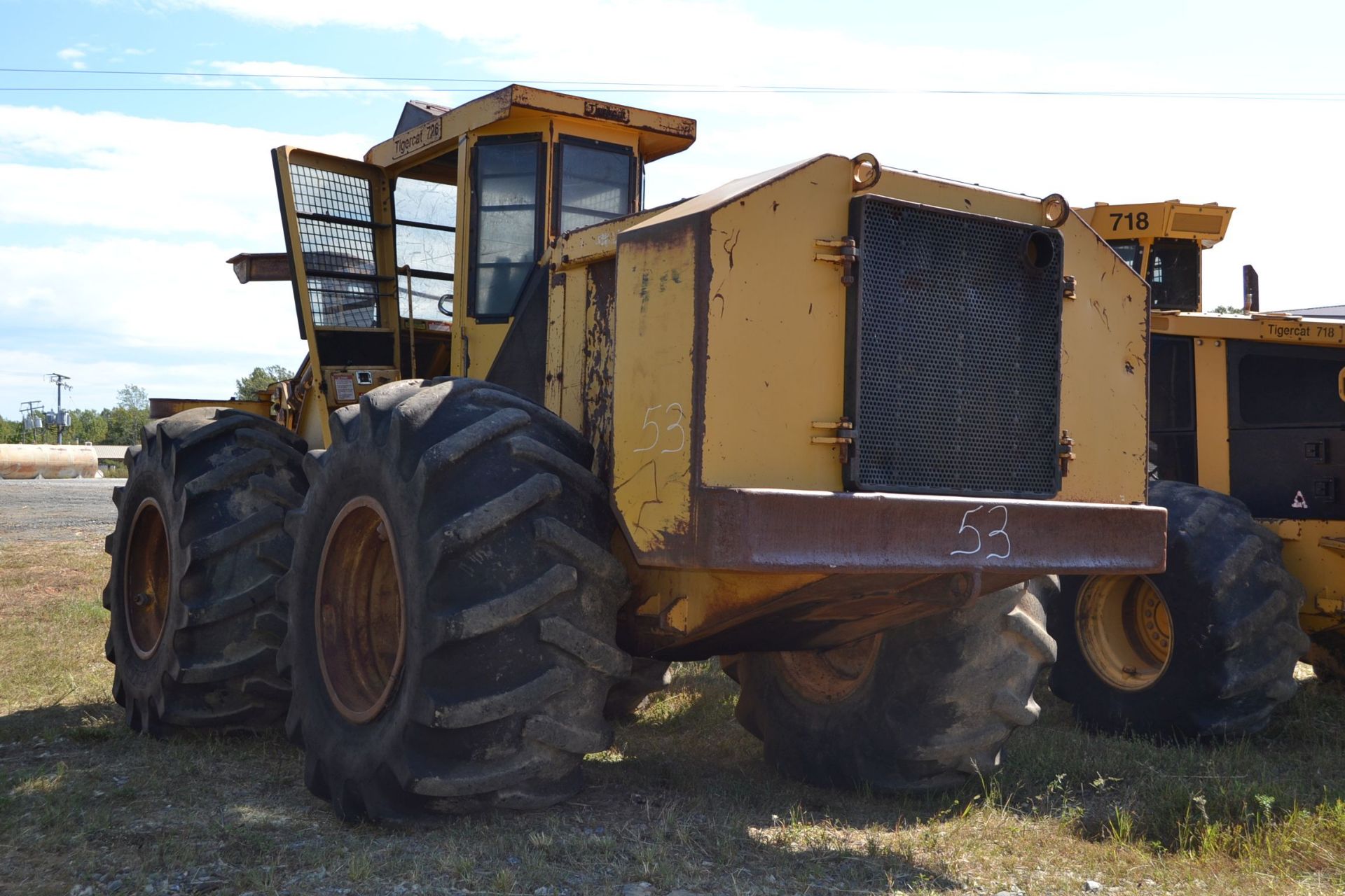 TIGERCAT 726 FELLER BUNCHER W/ KOEHRING SAW HEAD W/ HEAT & AIR CAB W/ 30.5X32 RUB SN#7260704 - Image 5 of 5