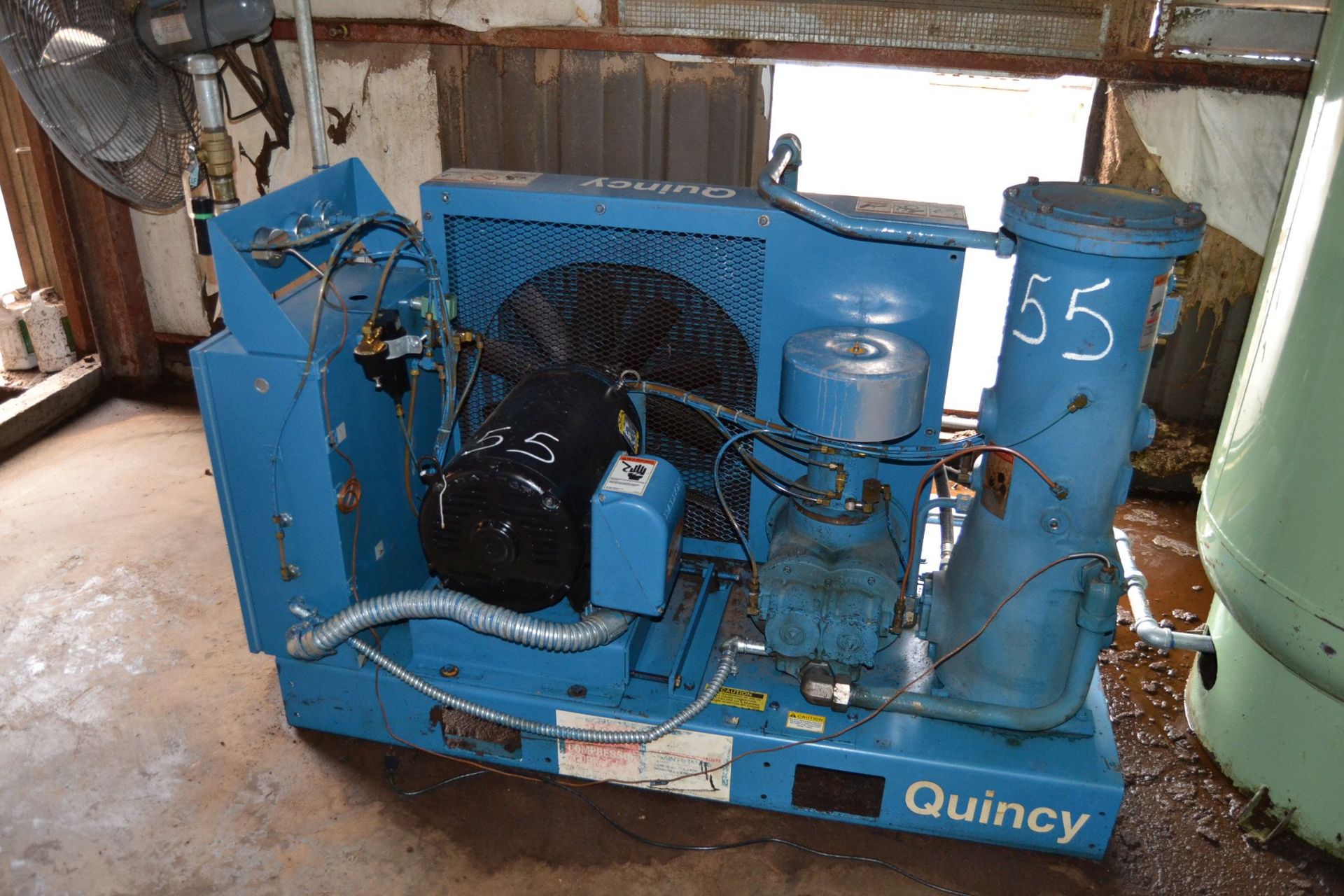 QUINCY 30 HP SCREW TYPE AIR COMPRESSOR - Image 2 of 2