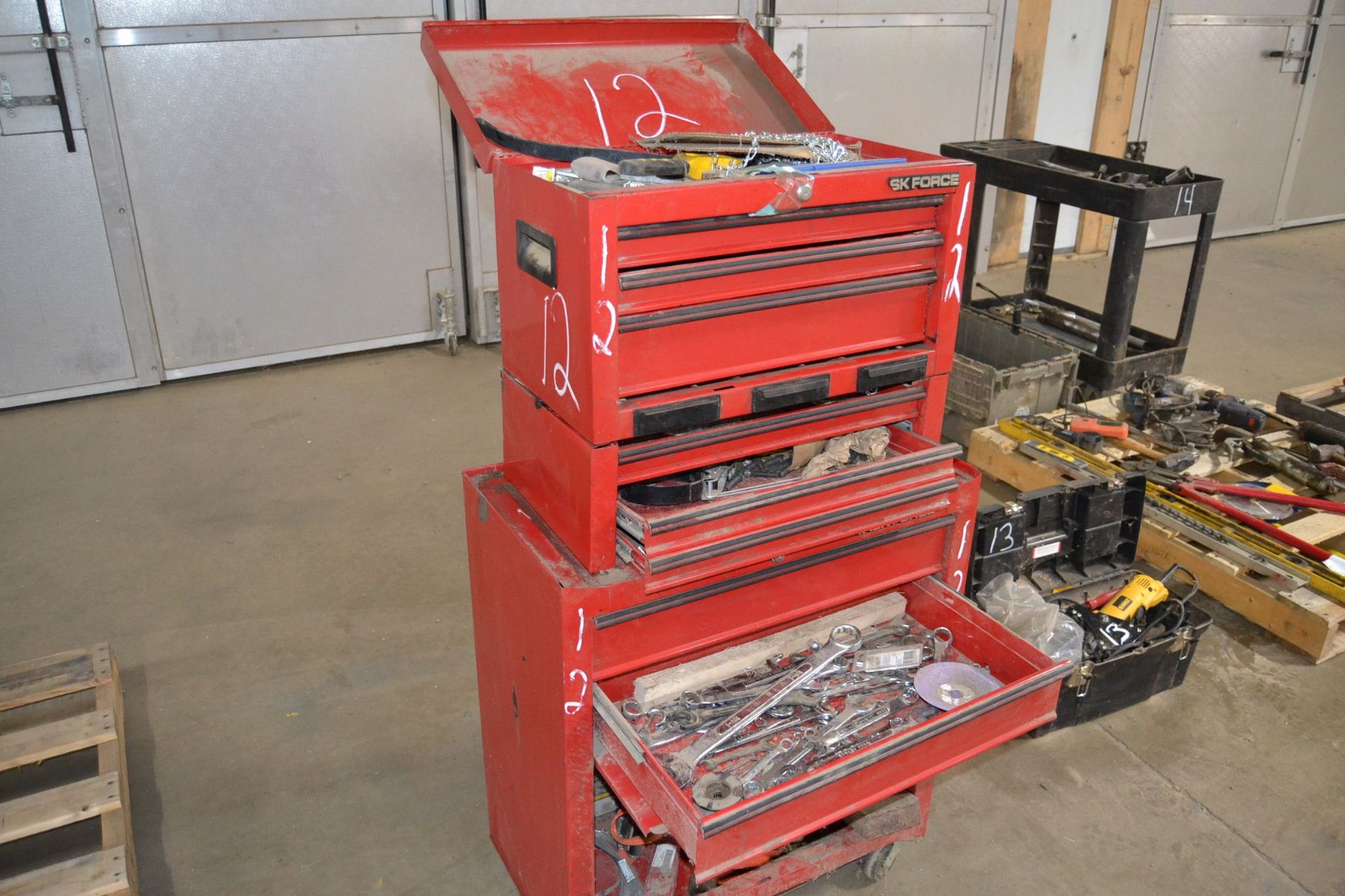 TOOL BOX & TOOLS