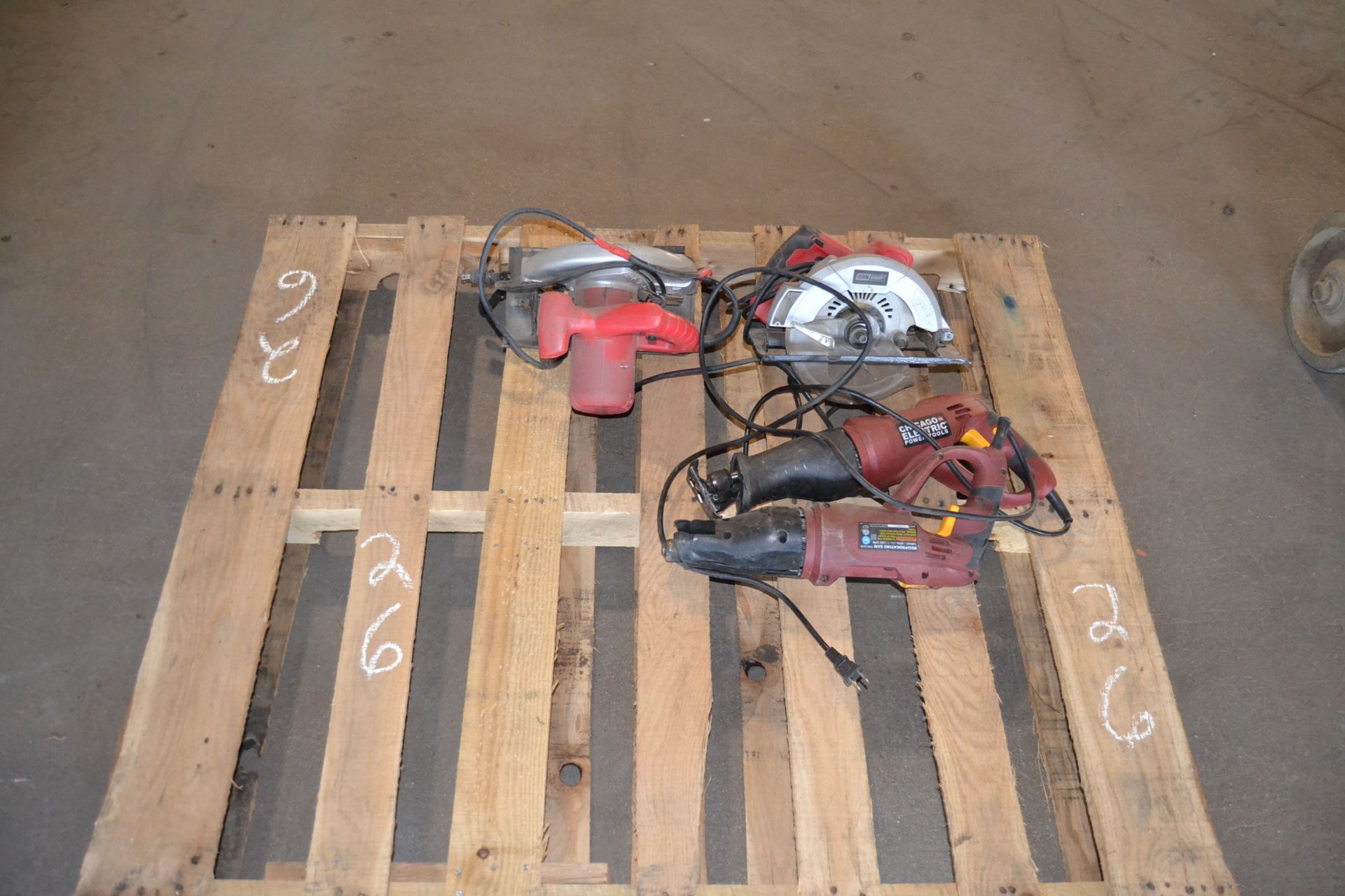 PALLET OF TOOLS