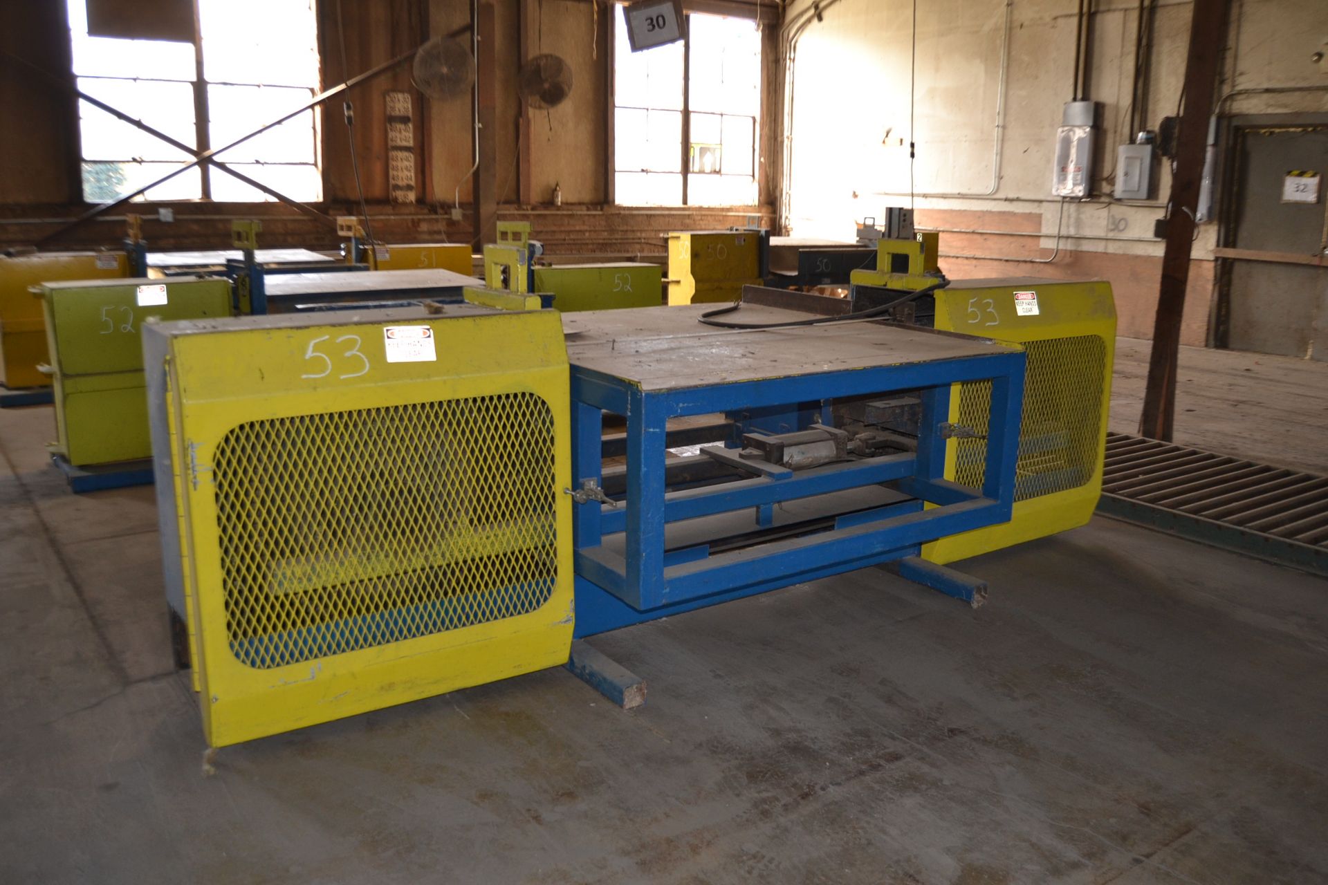 SMART BAND PALLET DISMANTLER W/ MOTOR & CONTROLS