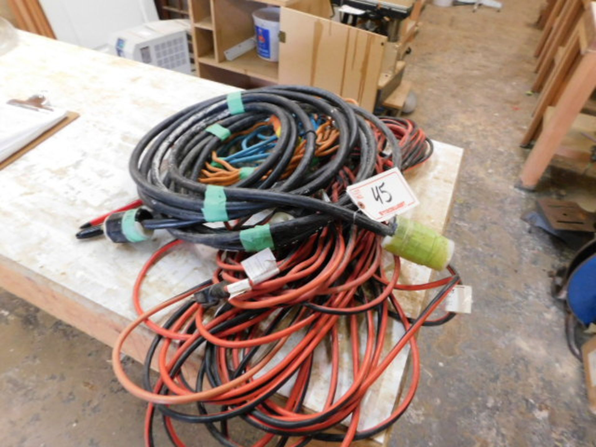 LOT OF ELECTRICAL CABLES & CORDS