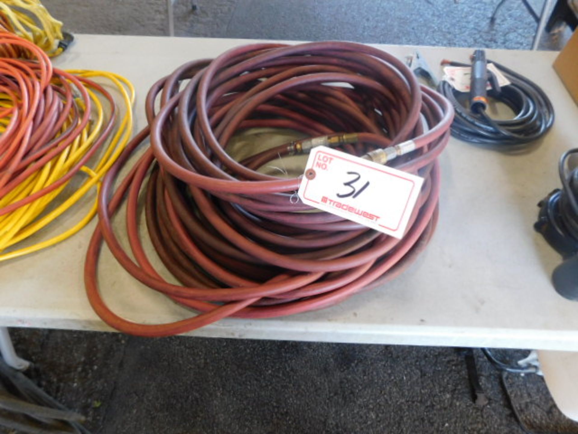 LOT OF AIR HOSE