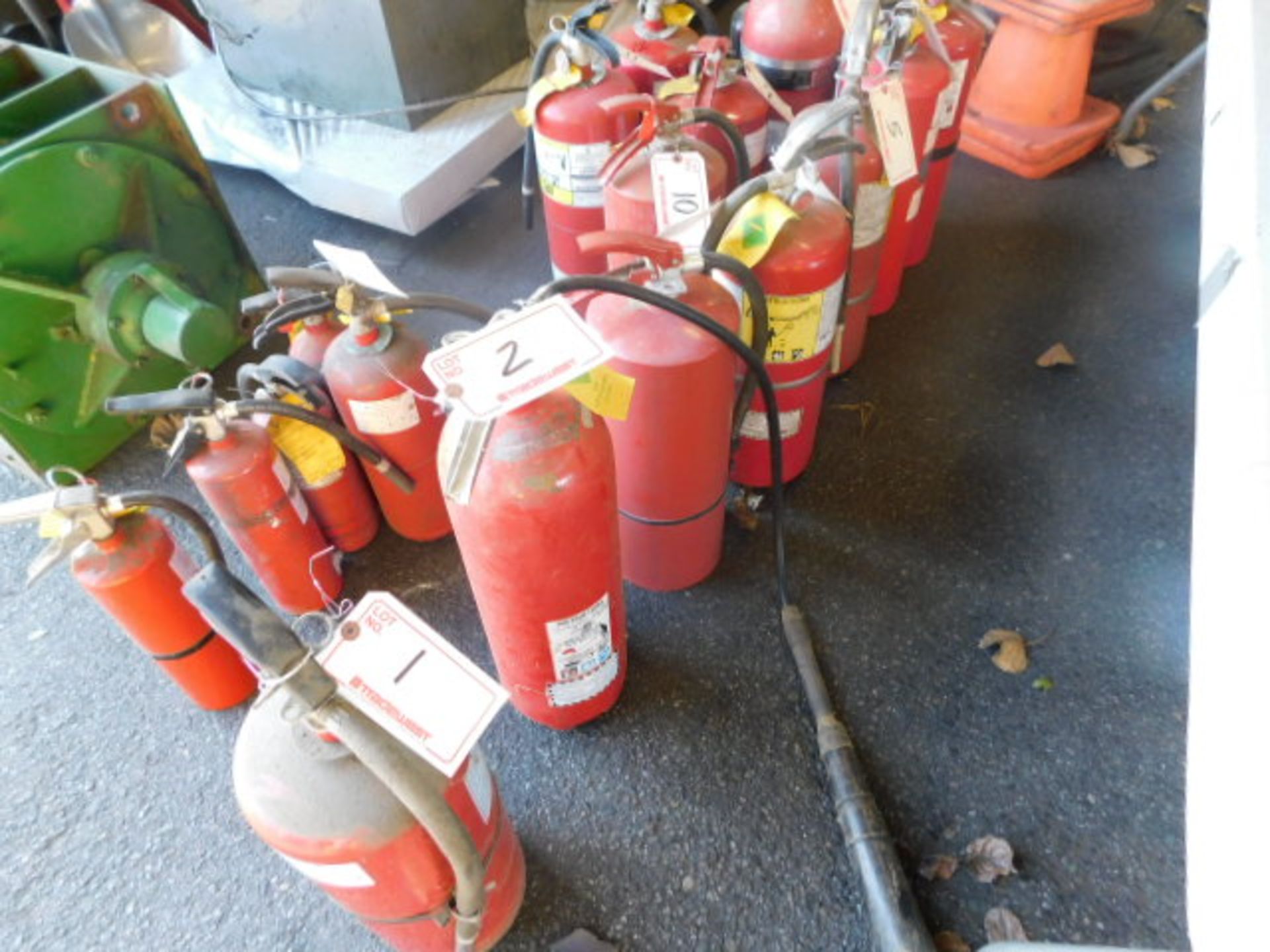 25LB FIRE EXTINGUISHER