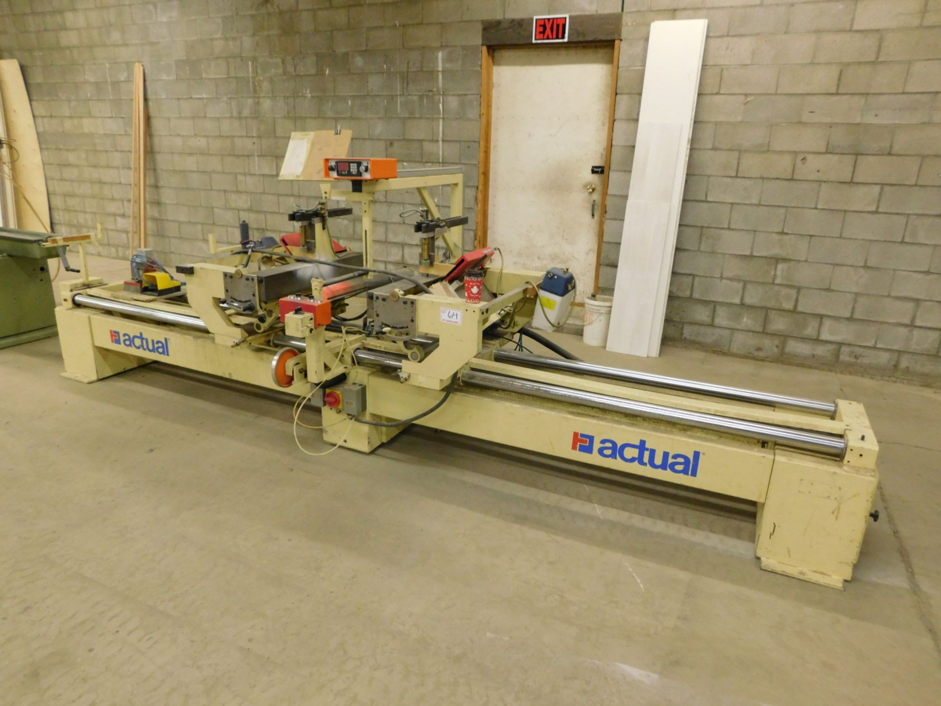 ACTUAL TRAVELLING DOUBLE MITRE SAW, ANGLE CUT, AGL-B400, DIGITAL CONTROLS