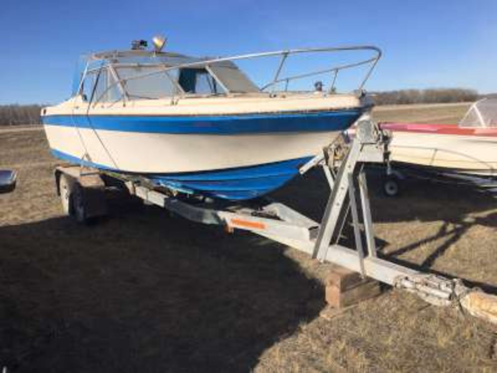 1977 Reinell Reno 26ft , new inboard 302 Ford motor w/30hrs on it and a Merv V8 leg also rebuilt