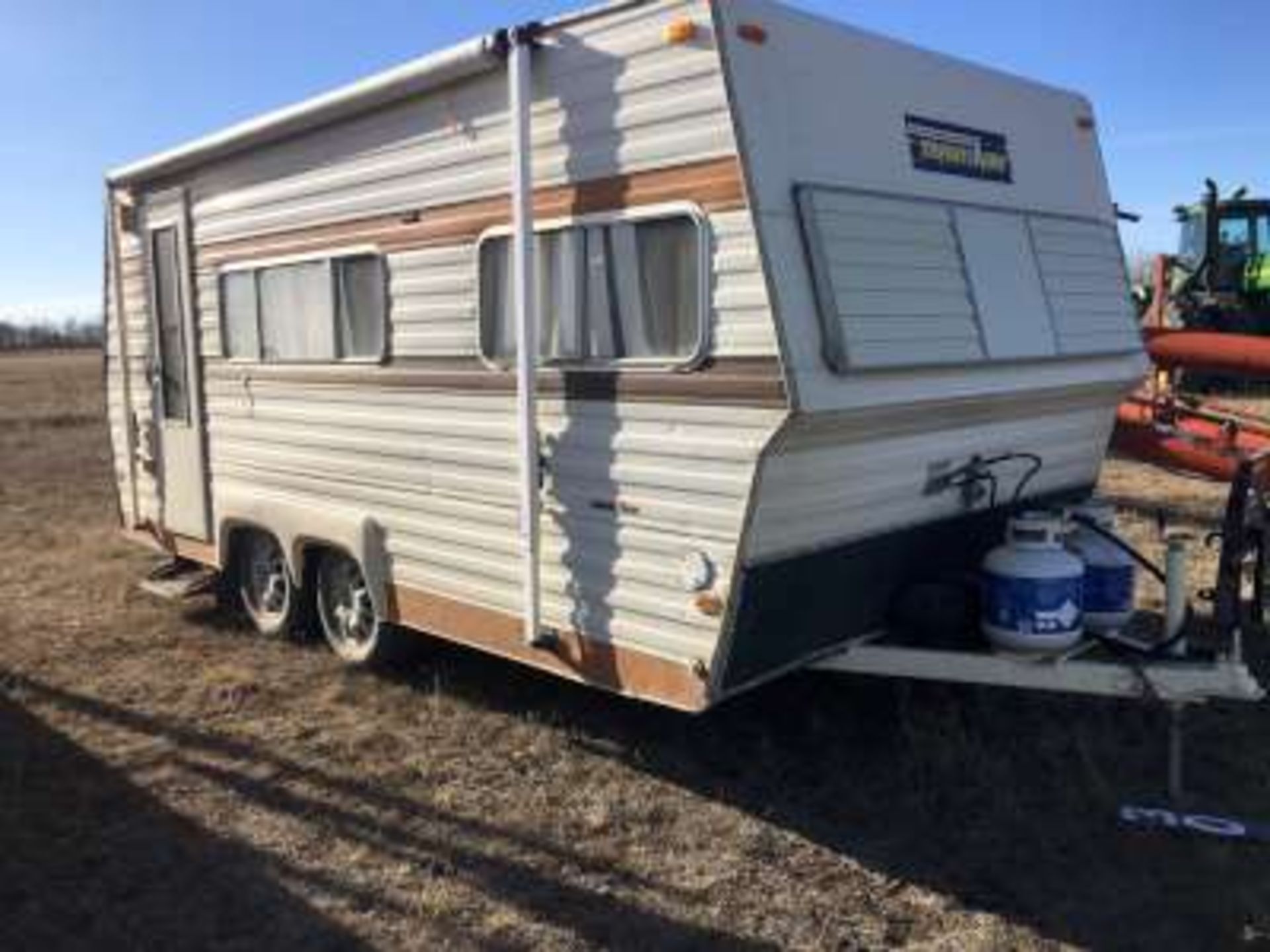 1979 Travelaire holiday trailer, 22ft, tandem