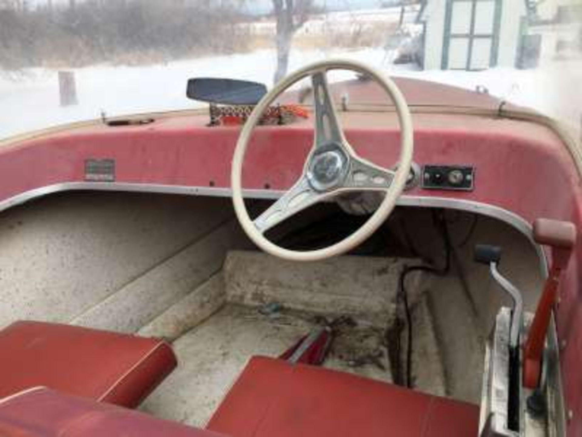 16ft fibreglass boat (red), w/35hp Johnson engine - Image 6 of 7