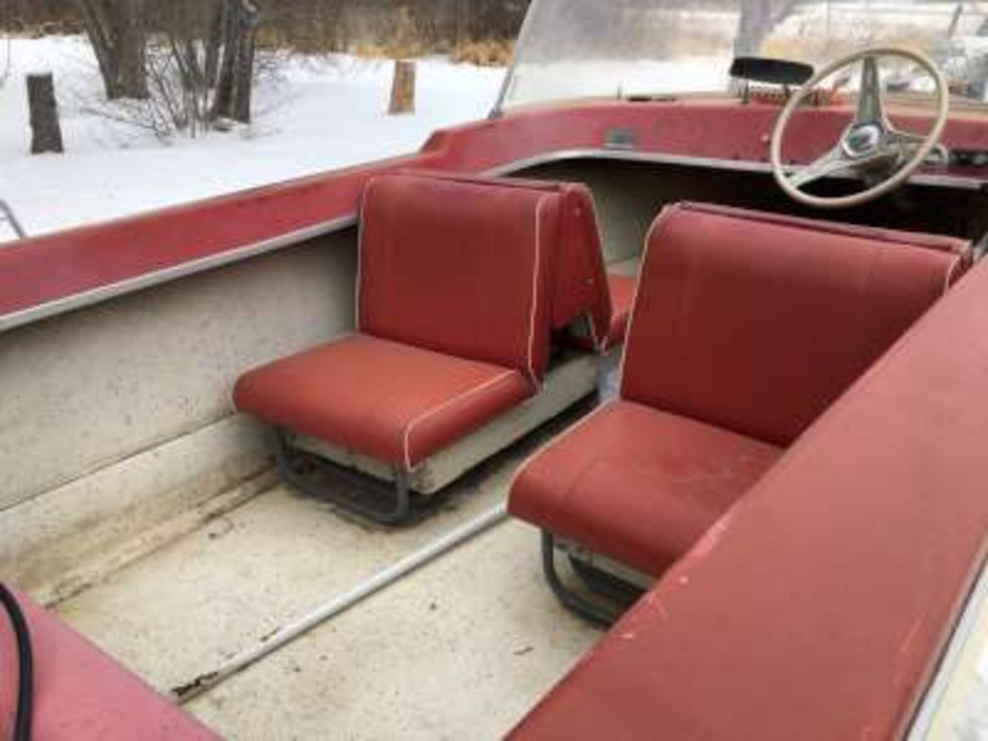 16ft fibreglass boat (red), w/35hp Johnson engine - Image 5 of 7