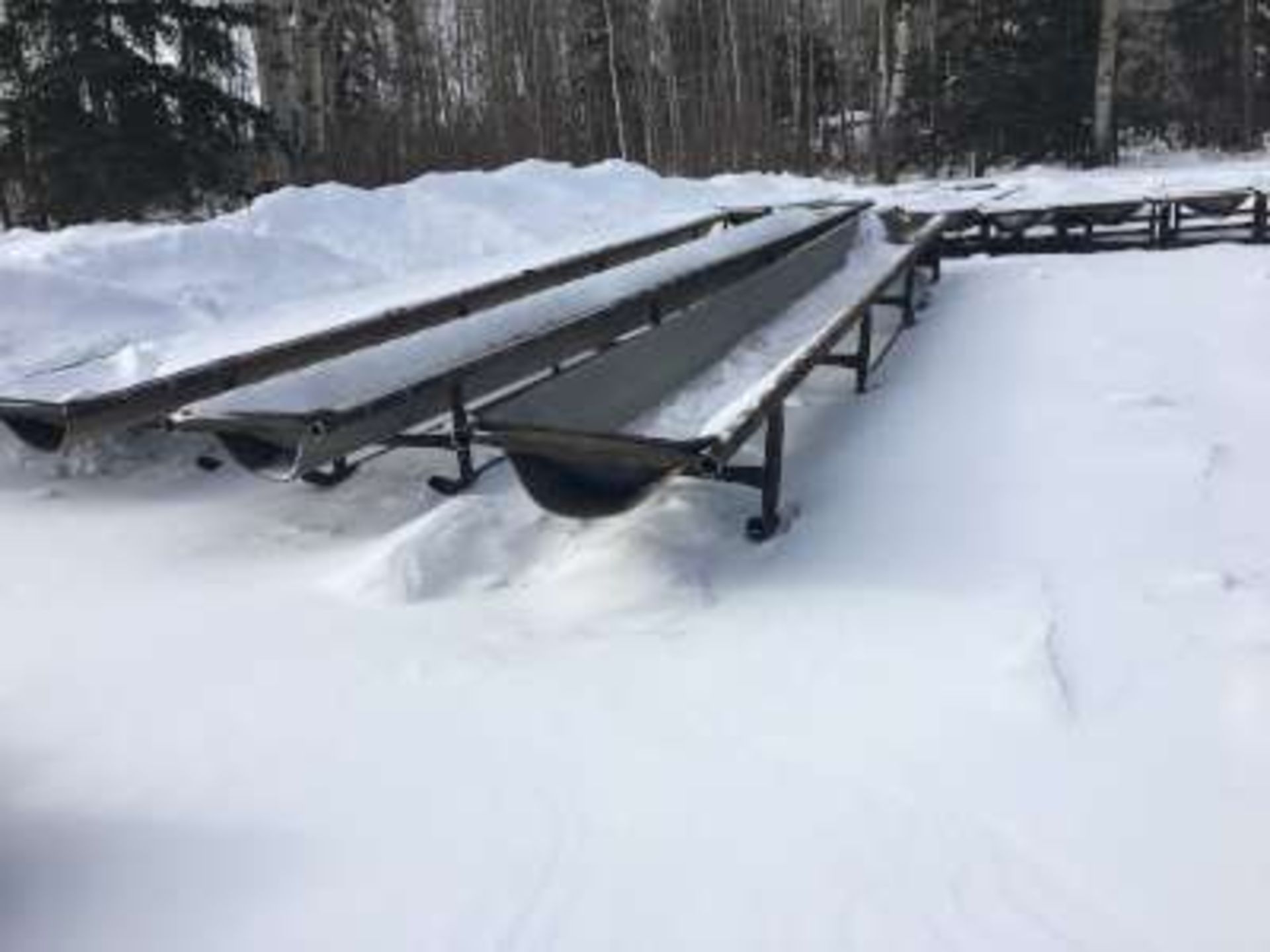 Feed trough (30ft)