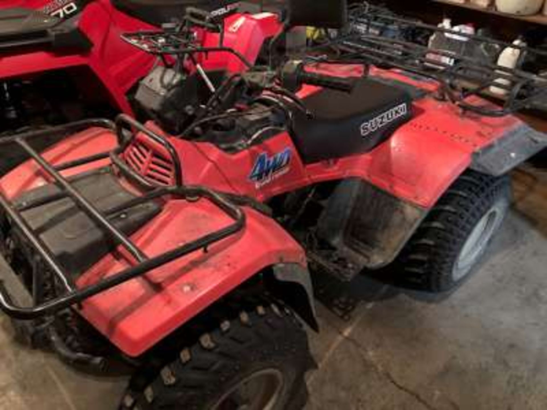 1992 Suzuki 300cc 4wd quad, 6040kms