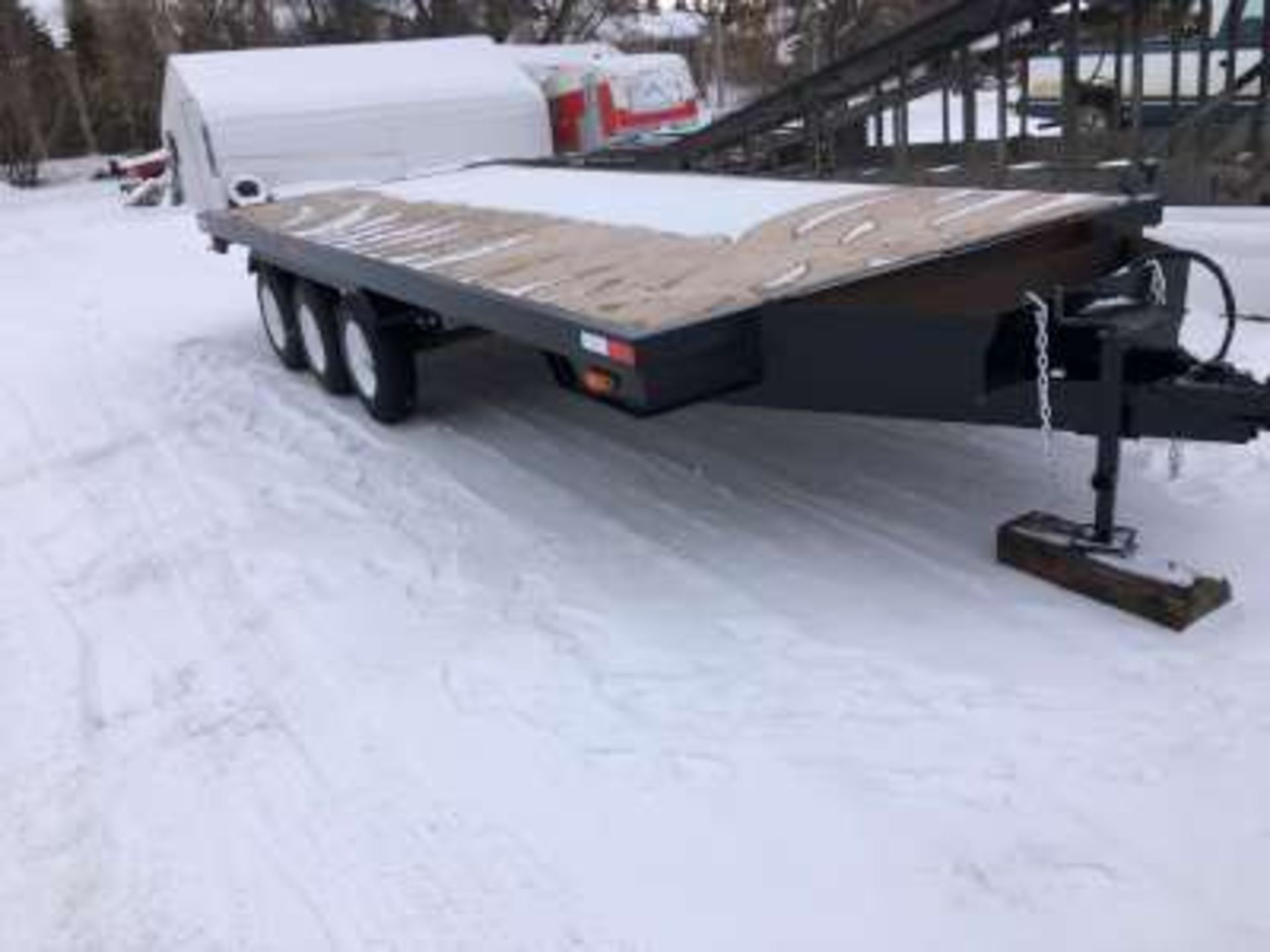 2014 Homebuilt 3 Axle 24ft flat deck trailer, new brakes, new paint (black) (Previously registered