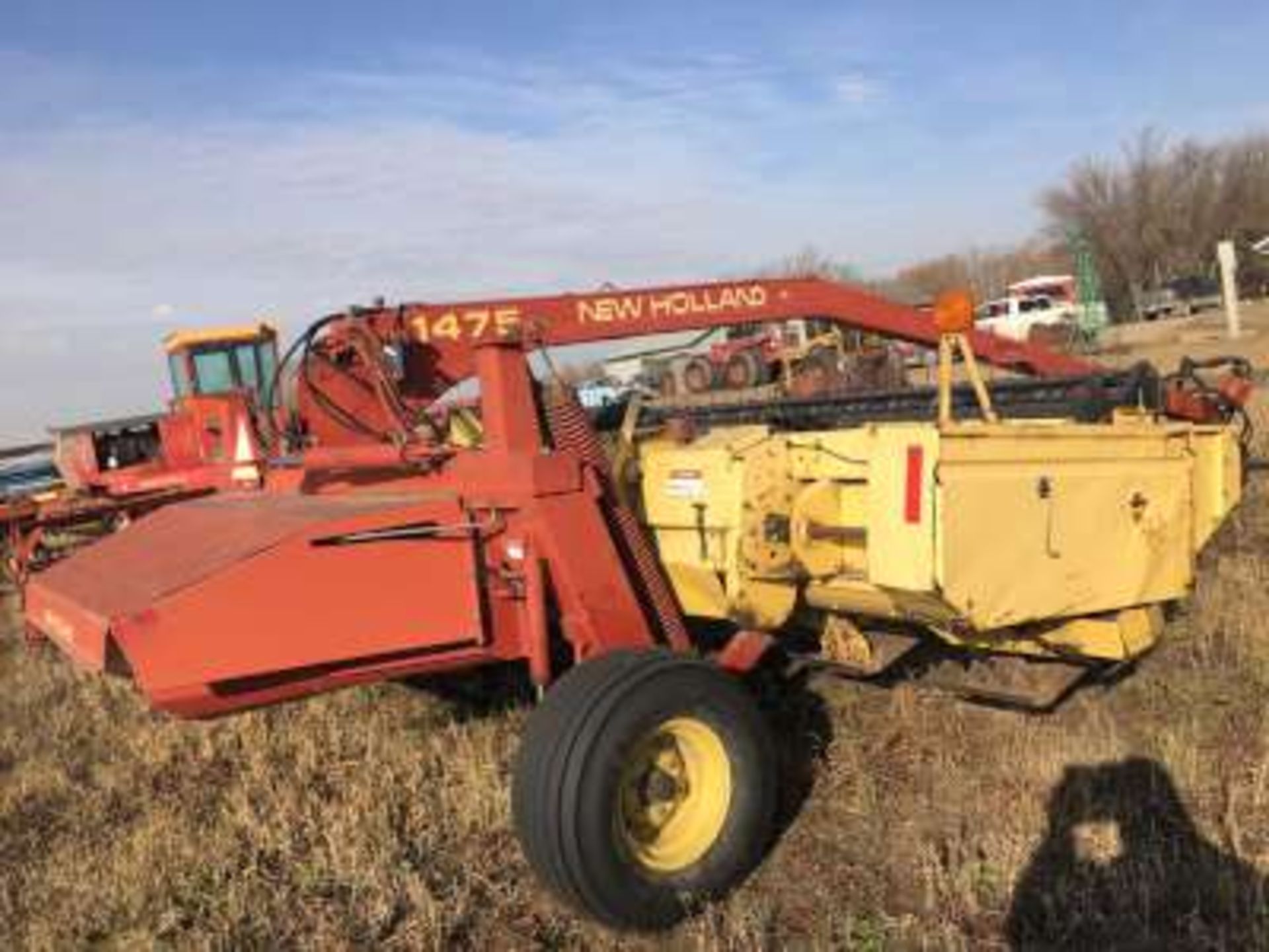 New Holland #1475 haybine, hydro-swing, 16ft, 2300 series header w/hitch ext. - Image 3 of 5