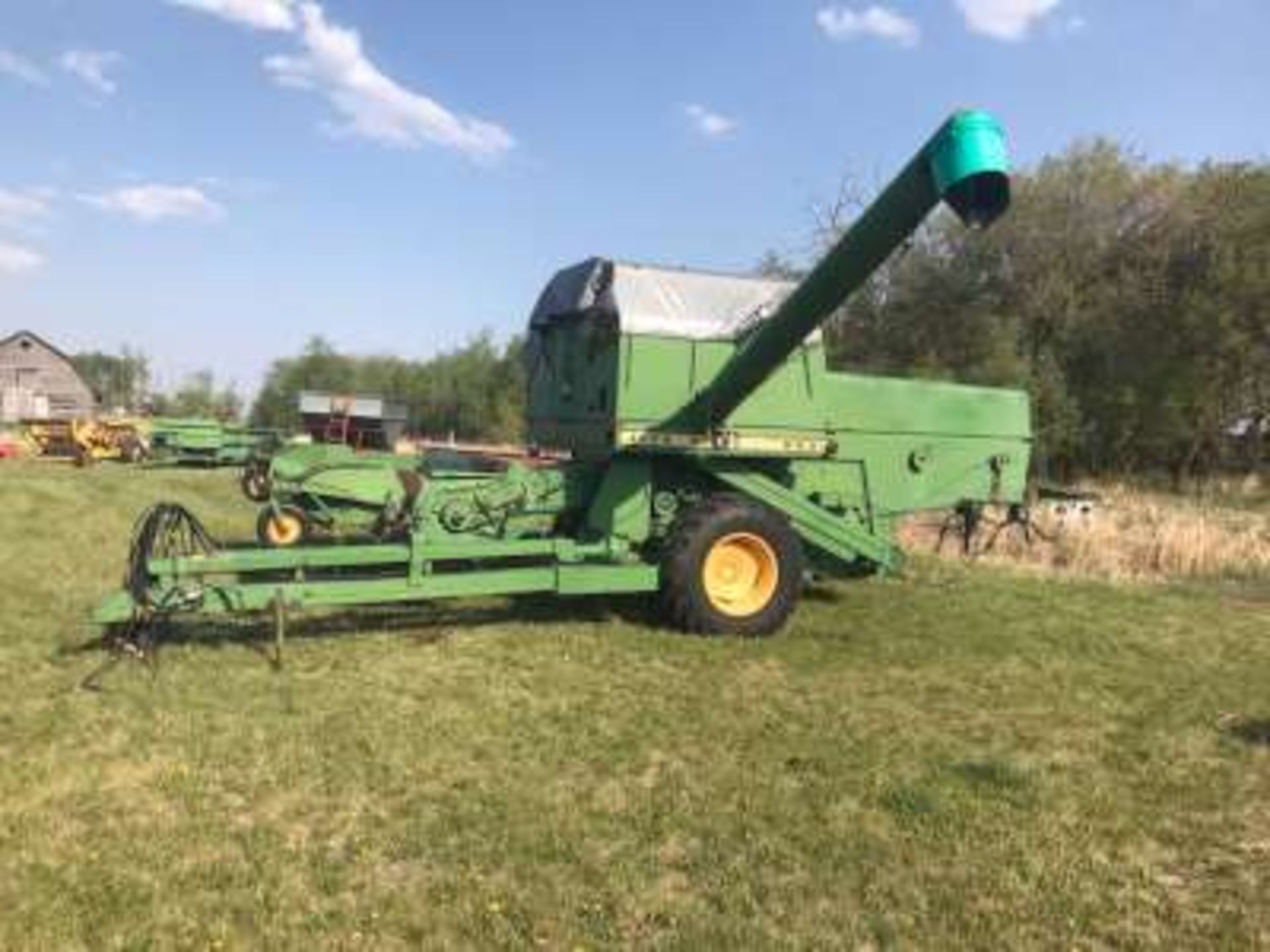 JD 6601 pto combine