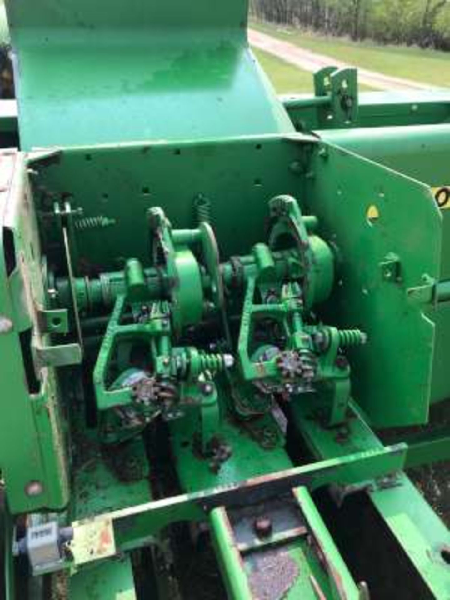 JD 338 square baler (nice shape) (shedded) - Image 5 of 9