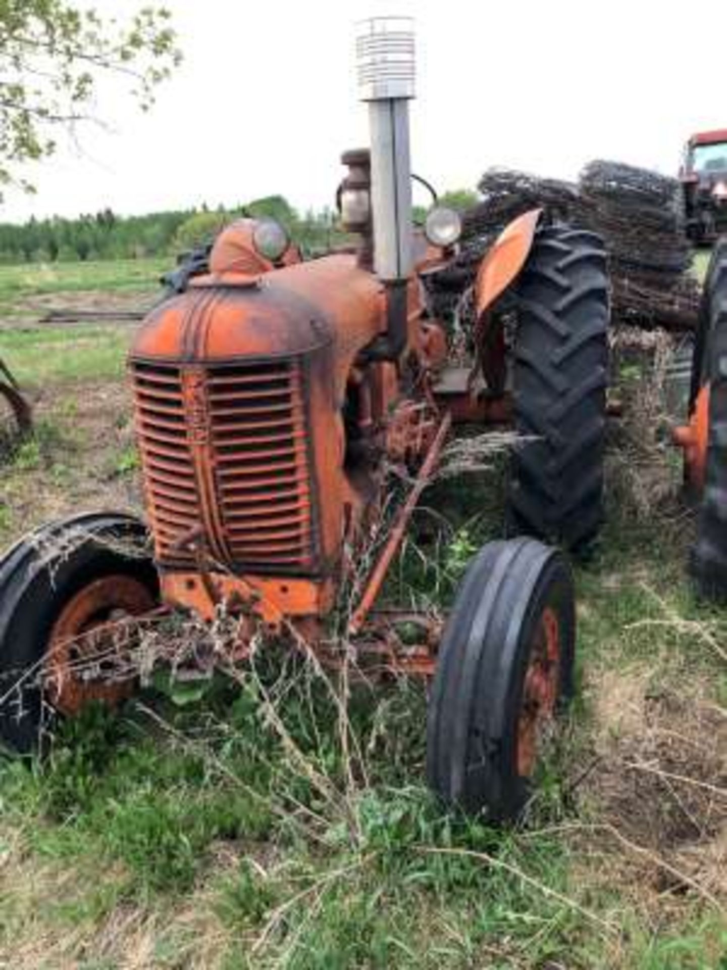 Case DC4 tractor, Gas, 13.6x38 tires(good),no hyds - Image 2 of 4