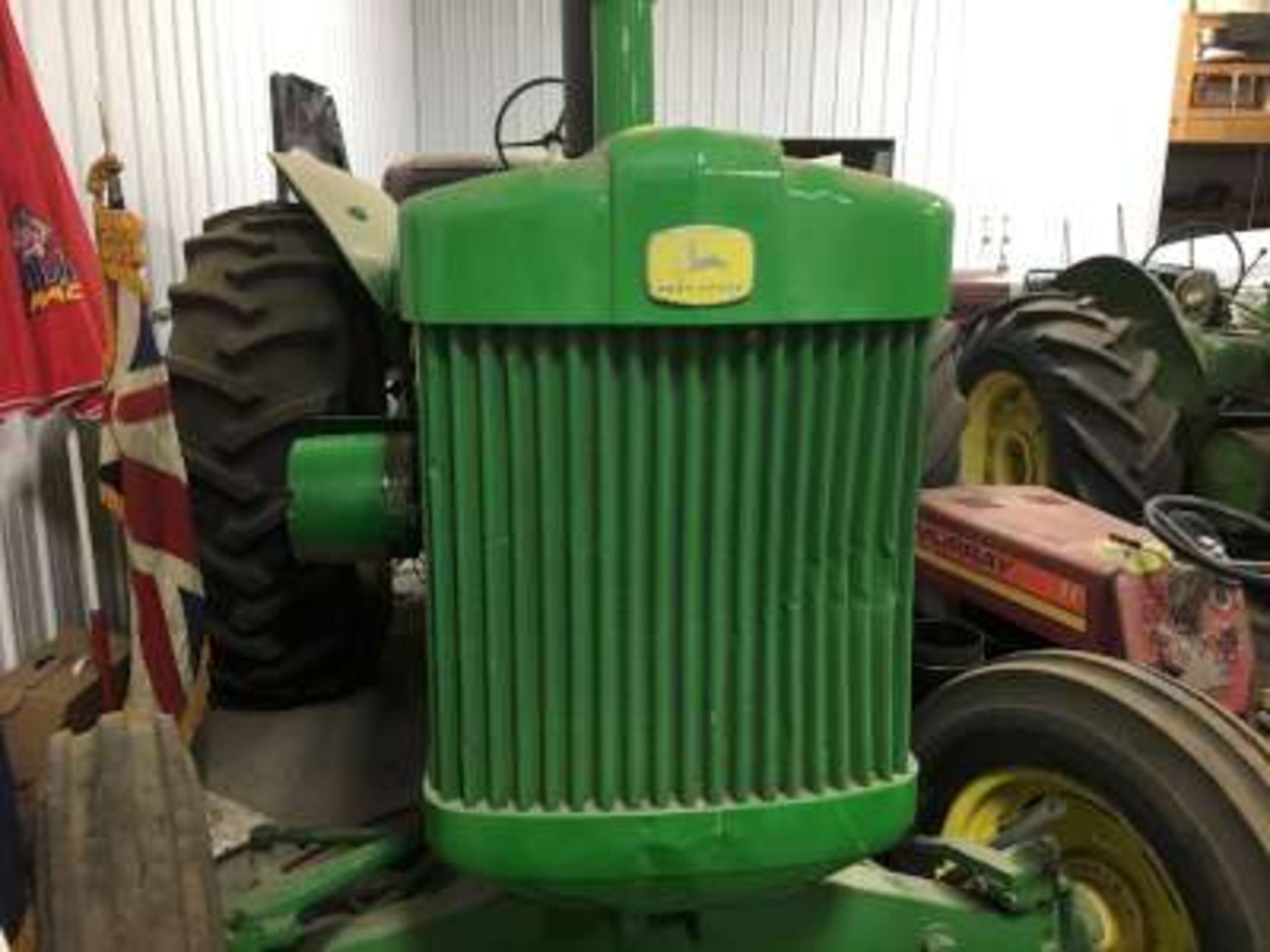 1958? JD 820 Dsl tractor, p.s., single hyd, pup motor start, both motors rebuilt (50-100 hrs) ( - Image 8 of 8