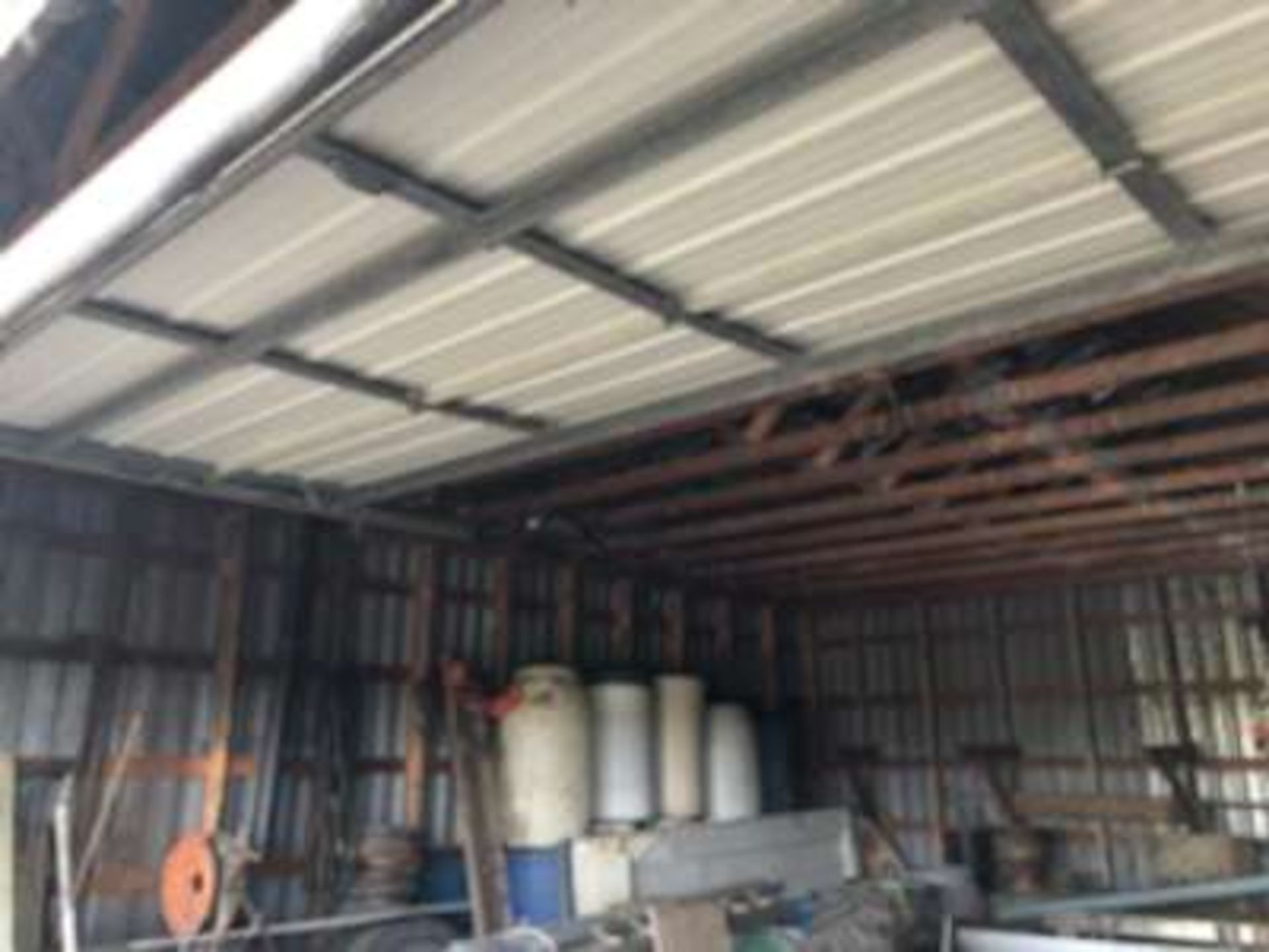 24ft x 24 ft farm shed building , metal roof and walls, 8 ft high x 16 ft wide door, metal - Image 2 of 6