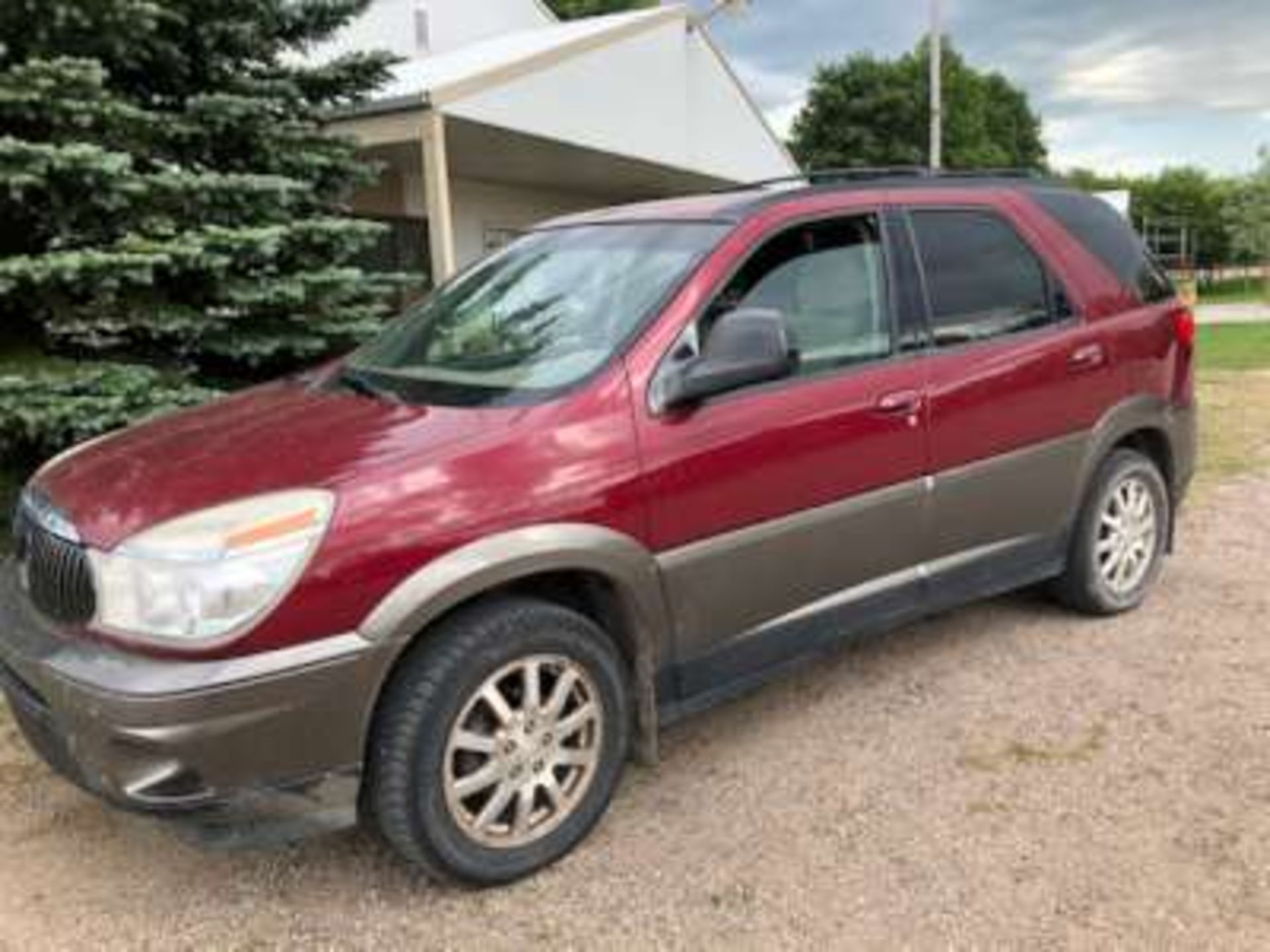 2005 Buick Rendezvous SUV, 4dr, fully loaded, 3400 SFI engine, 5 passenger, nice shape, 289373 - Image 3 of 3