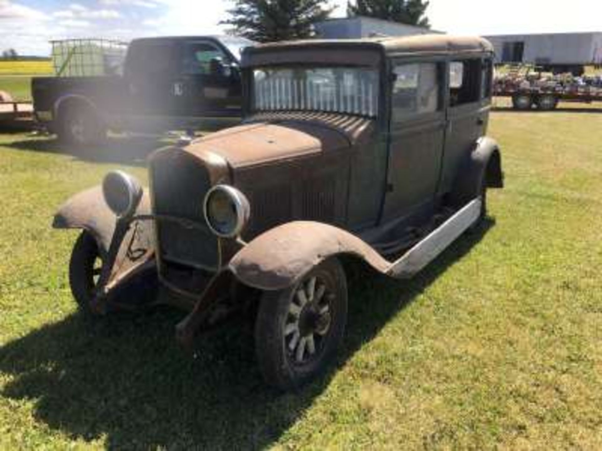 1928? Or 1929? Durant Model 66 Sedan automobile, 4 dr , suicide doors