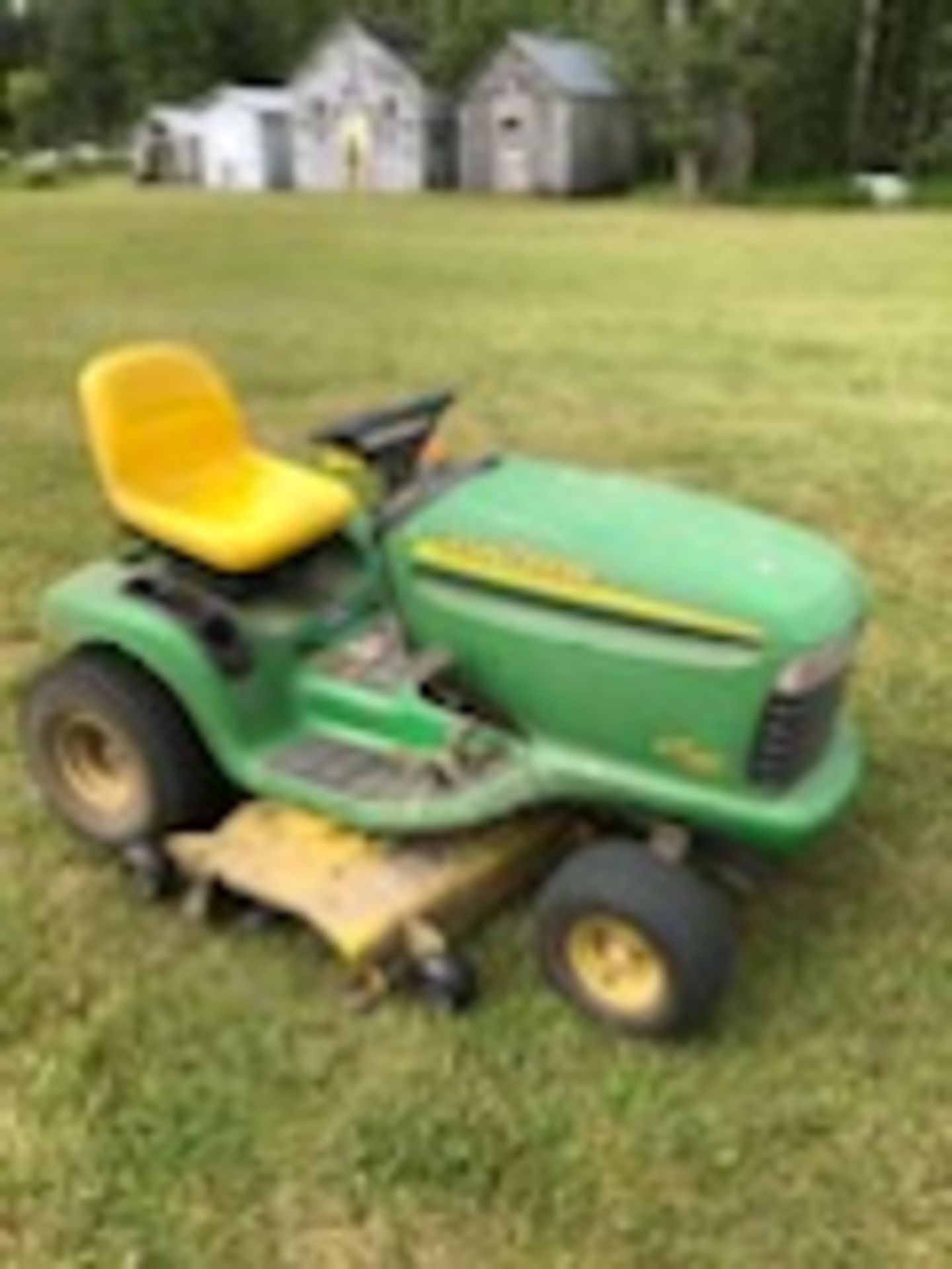 John Deere Riding Mower LT 180 automatic - Image 2 of 2