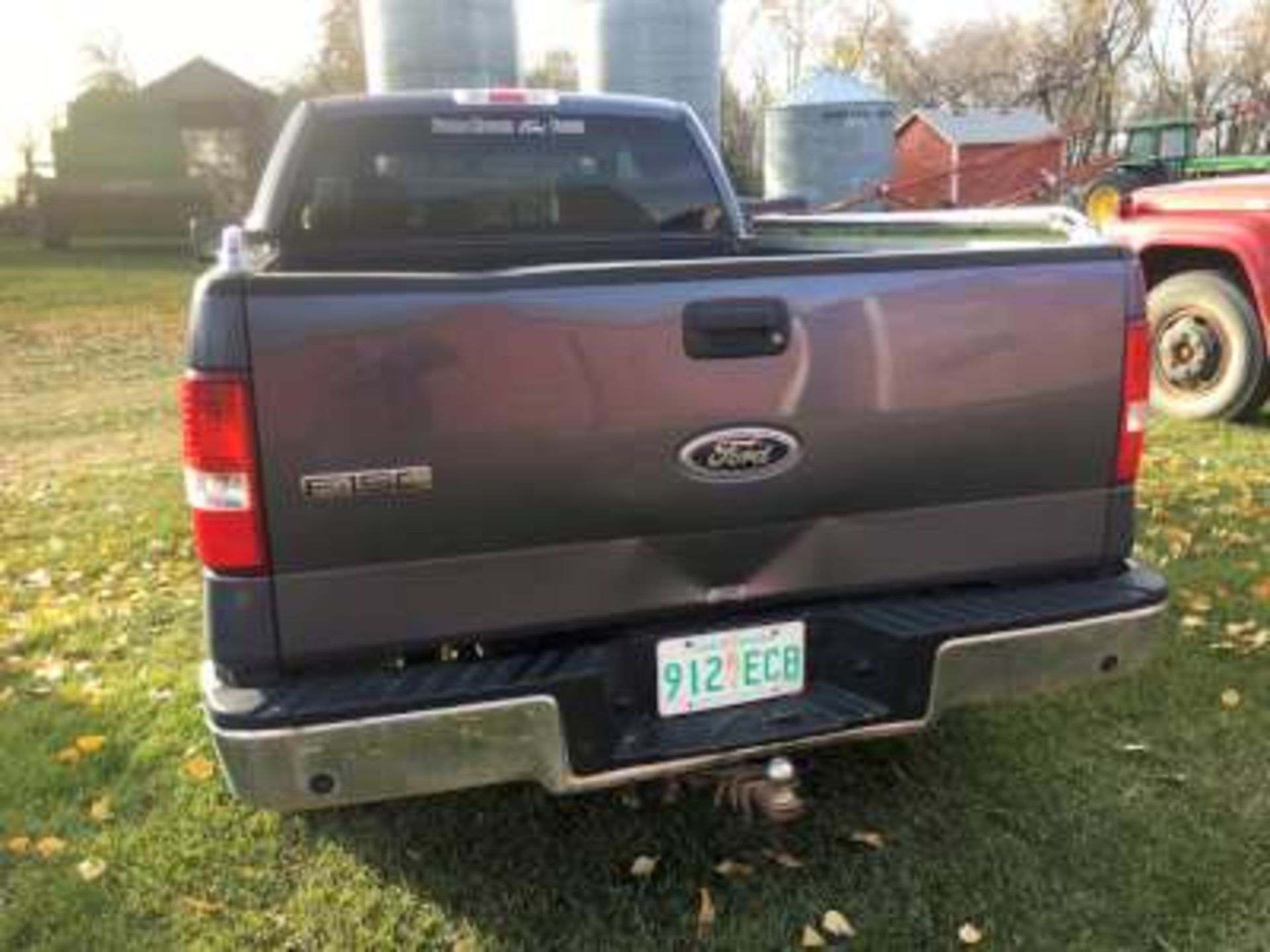 2004 F150 XLT 5.4 Triton 4x4 Ford ½ Ton truck, ext cab, 71168kms (very clean) - Image 3 of 5
