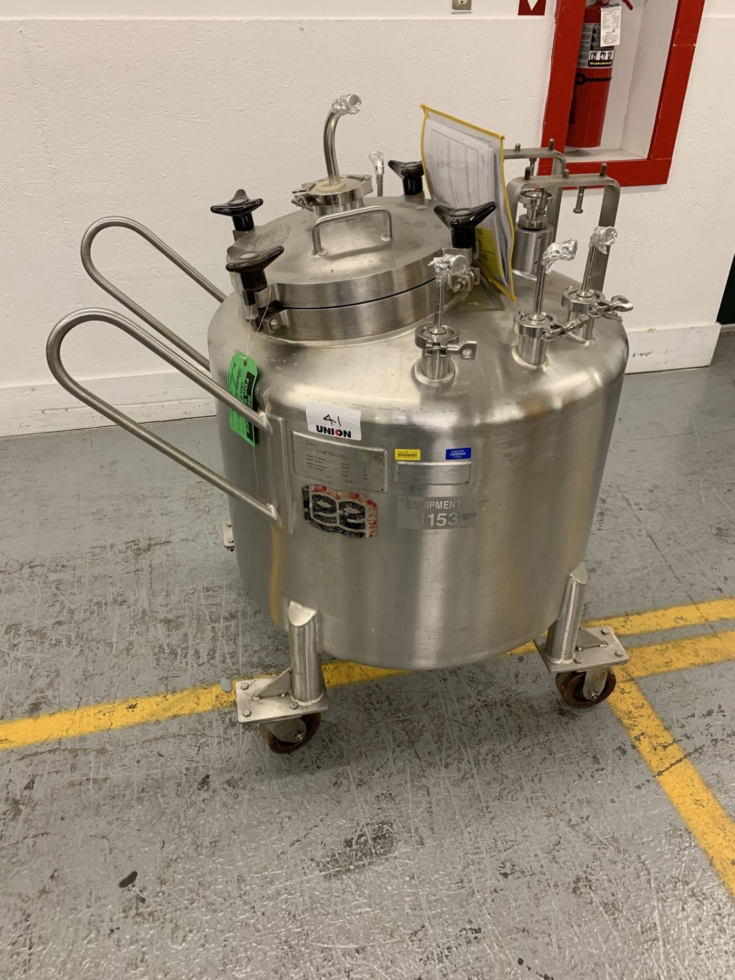 Lot # 41 - Lee Industries, 250L DBT, Stainless Steel Vacuum Kettle, 250 Liter , Propellor agitator