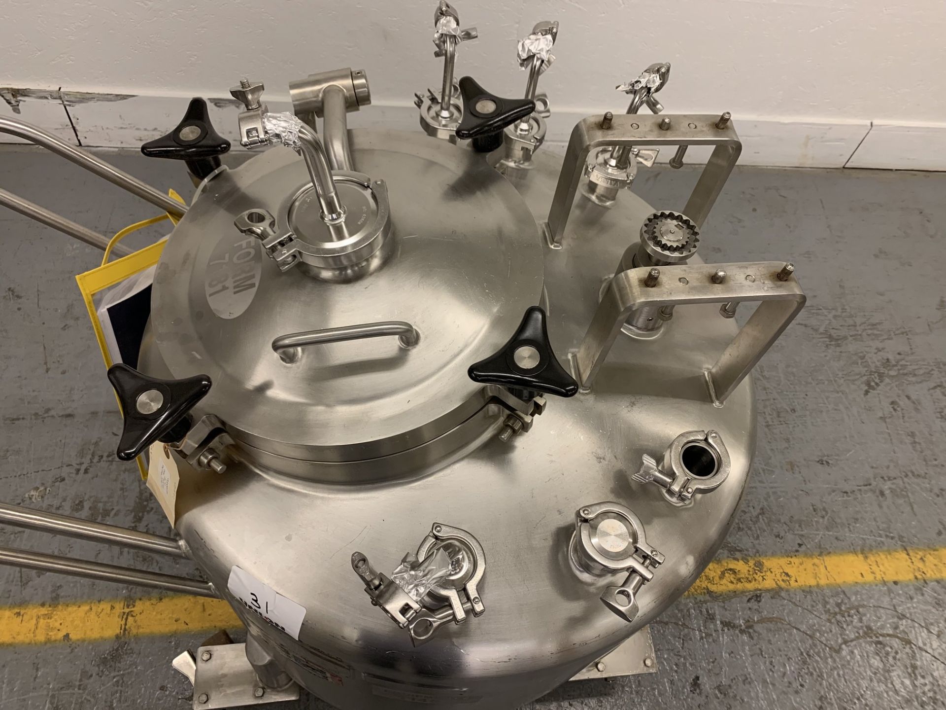 Lot # 31 - Lee Industries, 250L DBT, Stainless Steel Vacuum Kettle, 250 Liter , Propellor agitator - Image 2 of 3