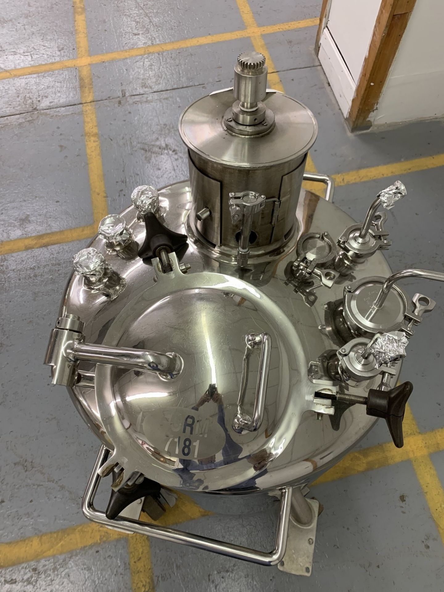 Lot # 129 - Lee Industries 200LDBT 200 Liter Stainless Steel Vacuum Kettle, Polished interior, - Image 3 of 6