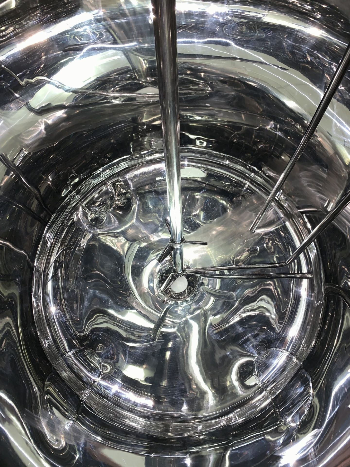 Lot # 130 - Lee Industries 200LDBT 200 Liter Stainless Steel Vacuum Kettle, Polished interior, - Image 5 of 7