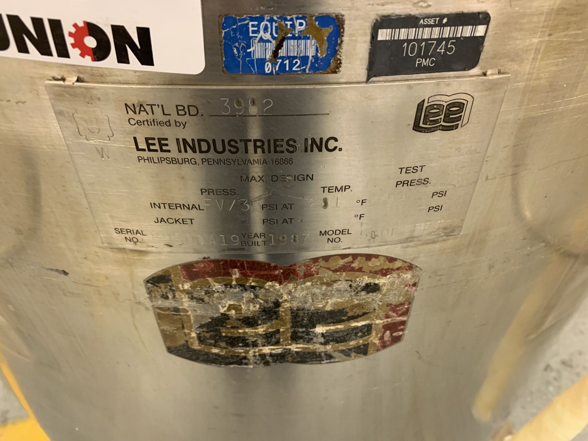 Lot # 55 - Lee 500LDBT 500 Liter Stainless Steel Pressure Vessel, Propellor agitator without - Image 3 of 3