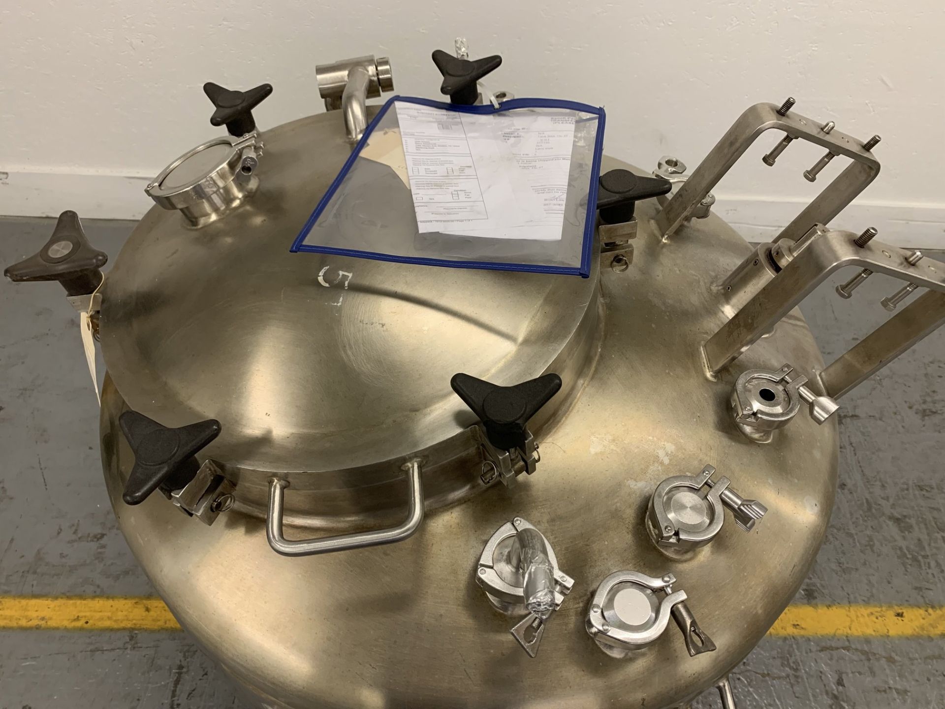 Lot # 56 - Lee 500LDBT 500 Liter Stainless Steel Pressure Vessel, Propellor agitator without - Image 2 of 3