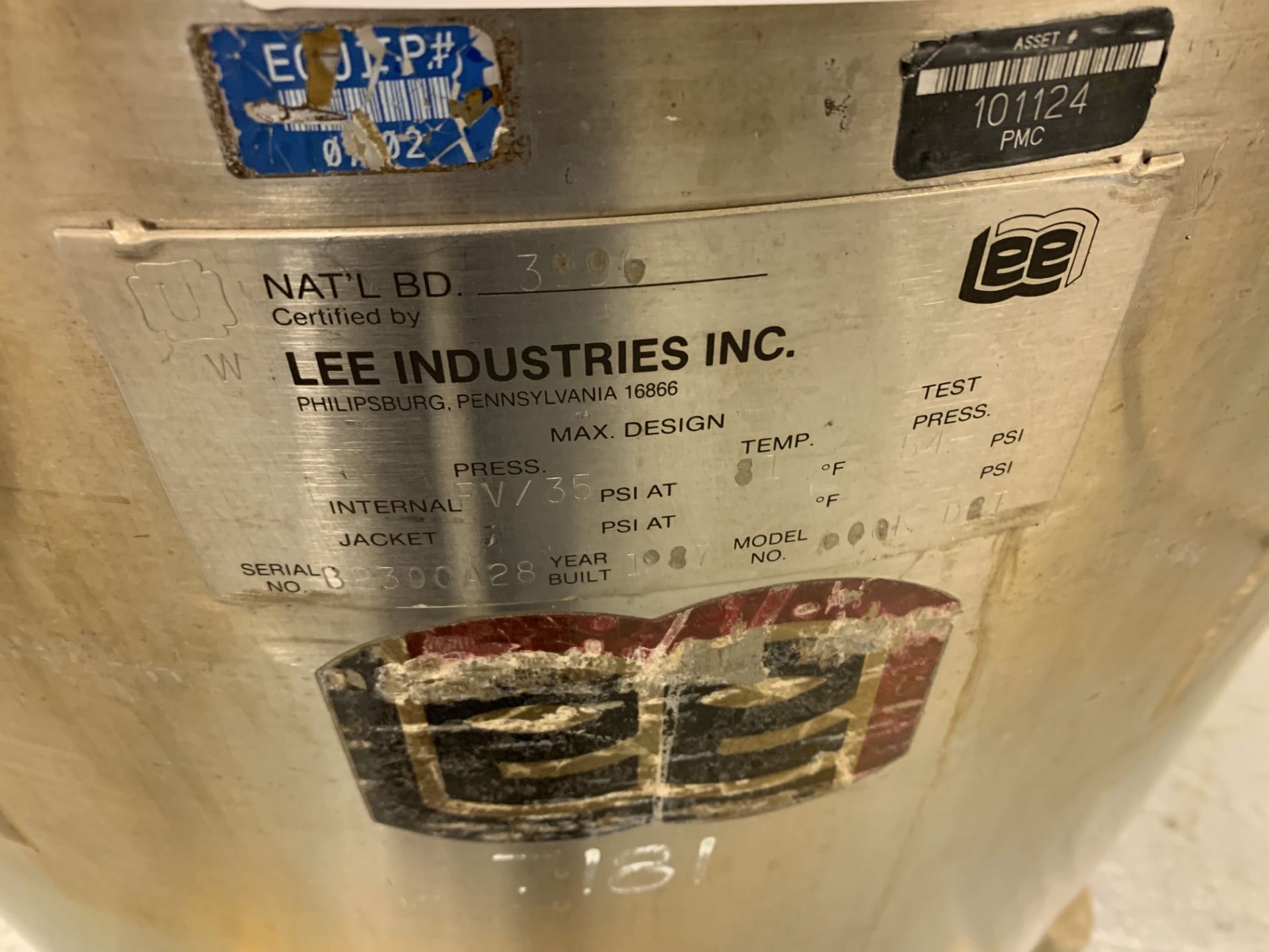 Lot # 59 - Lee 500LDBT 500 Liter Stainless Steel Pressure Vessel, Propellor agitator without - Image 3 of 3