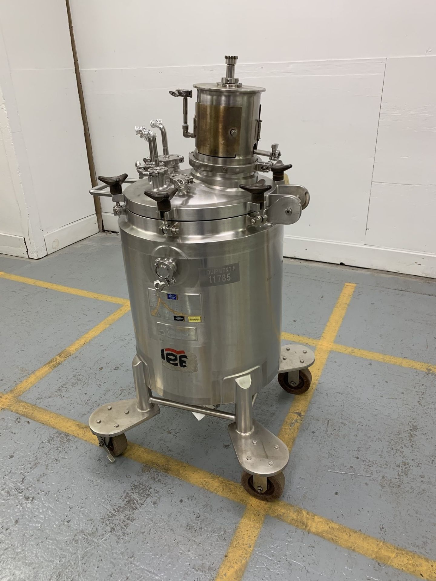 Lot # 163 - Lee Industries model 100LU 100 Liter Stainless Steel Jacketed Vacuum Kettle with