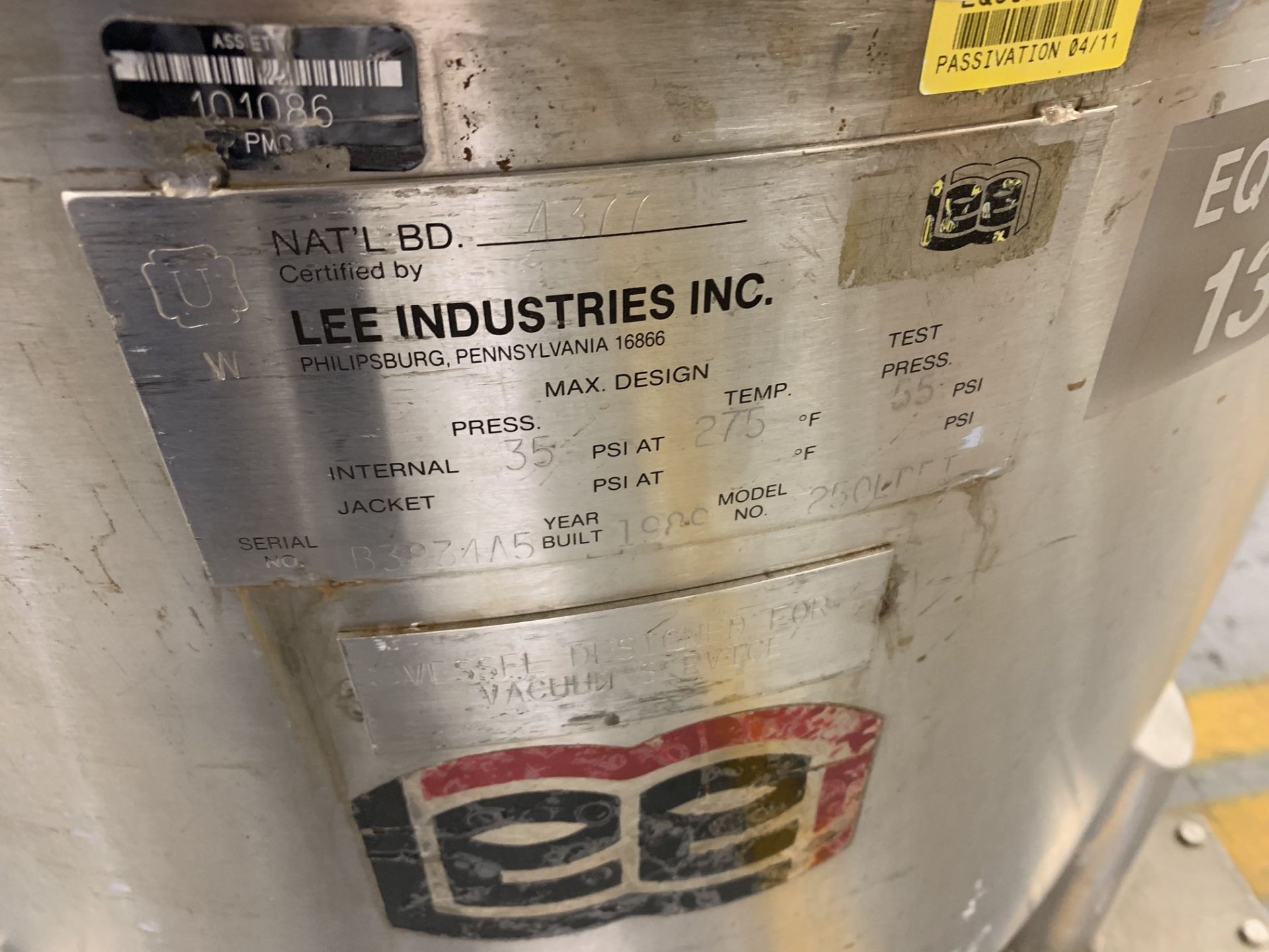 Lot # 39 - Lee Industries, 250L DBT, Stainless Steel Vacuum Kettle, 250 Liter , Propellor agitator - Image 3 of 3