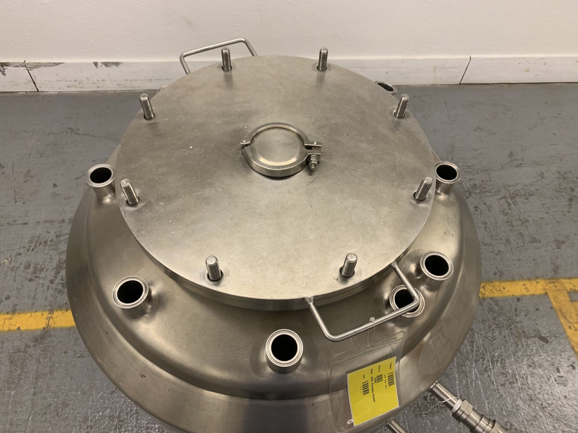 Lot # 50 - DCI Inc. 260 Liters Jacketed Pressure Tank, 304 stainless steel, 115 psi jacket, 25 psi - Image 2 of 4